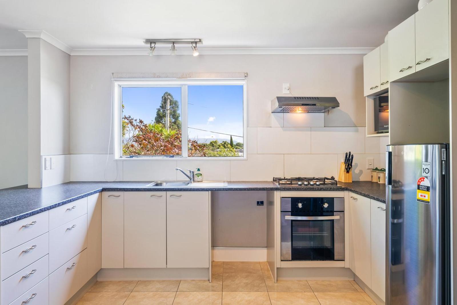 Bold Beauty - Paraparaumu Upstairs Holiday Unit view 2