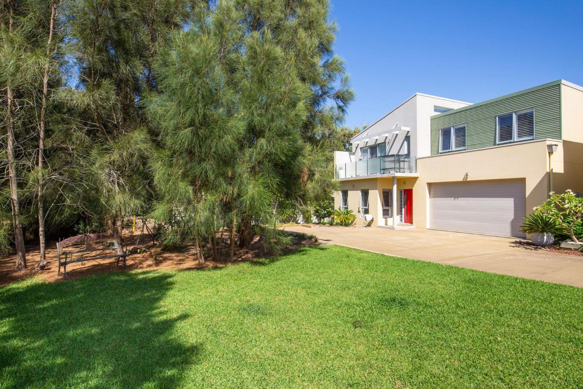 Bowers Nest Pet Friendly 2 Mins Walk to Beach