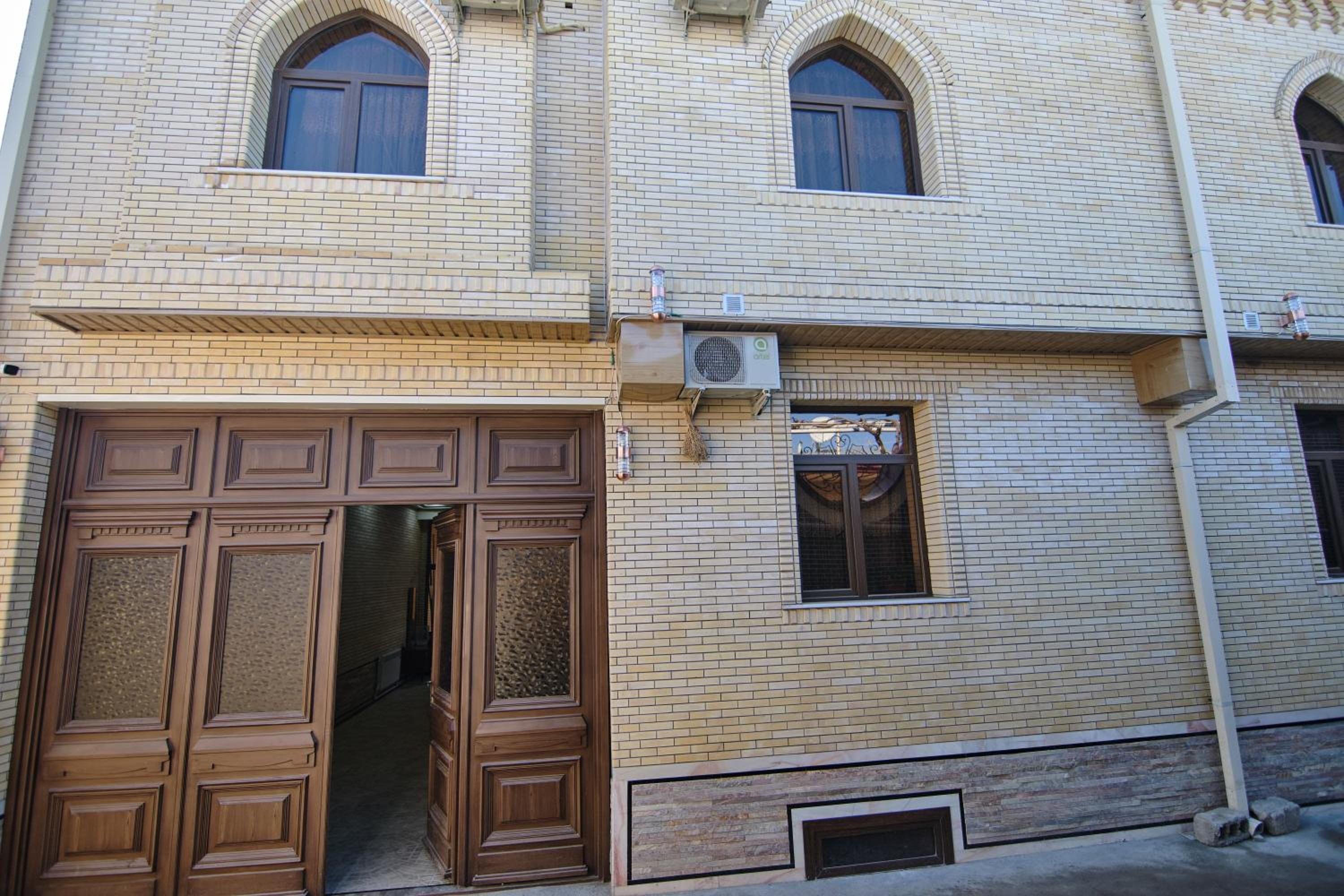 BRICK PALACE view 4