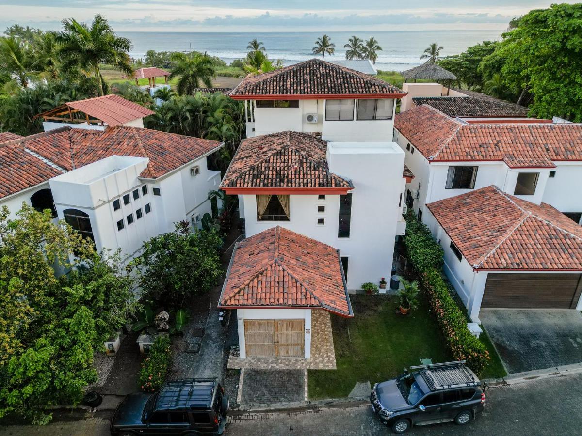 Casa Lapa Oceanside Villa