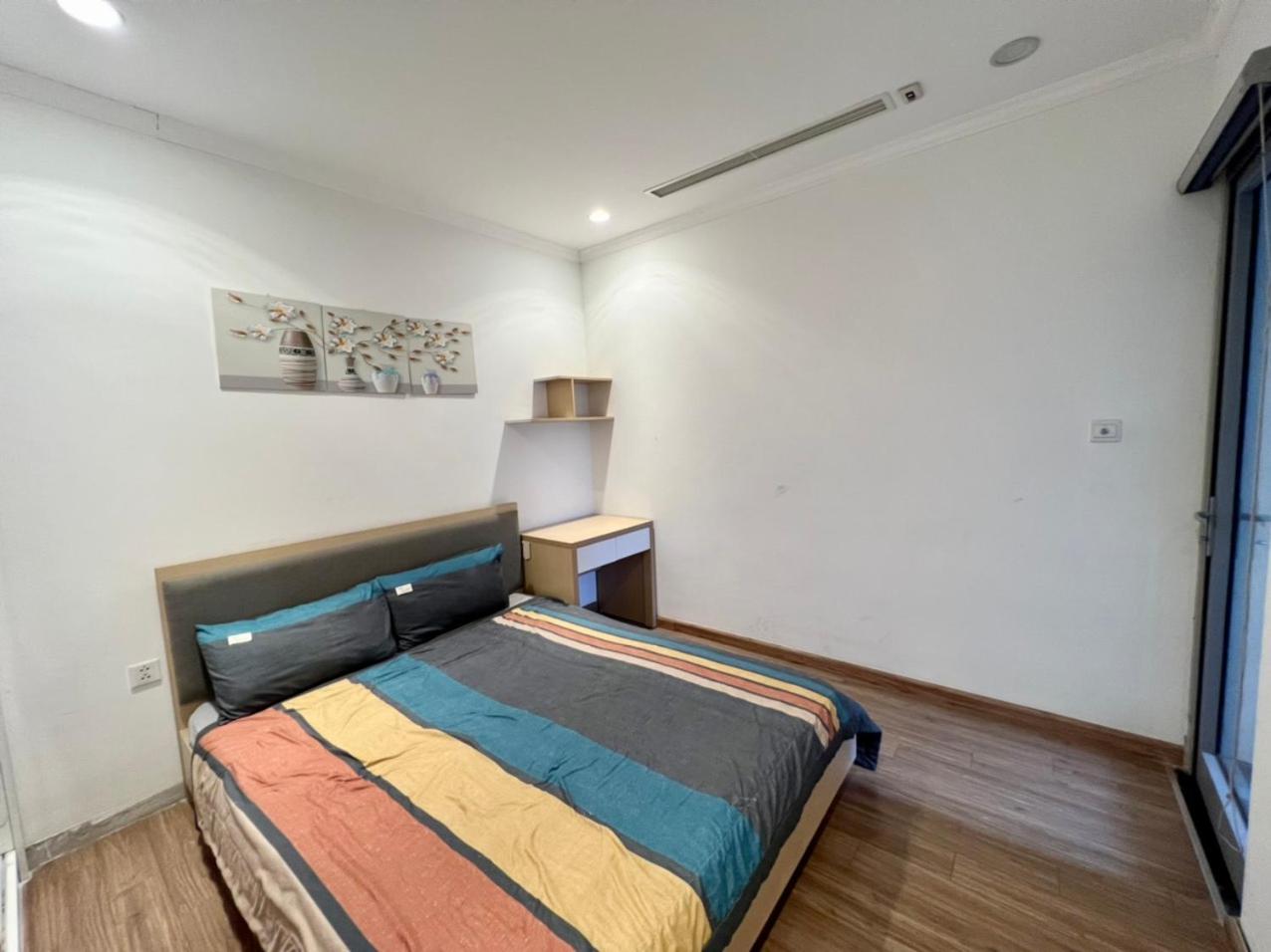 BOM HOMES- VINHOMES TIMES CITY- 2BR-LUXURY APt