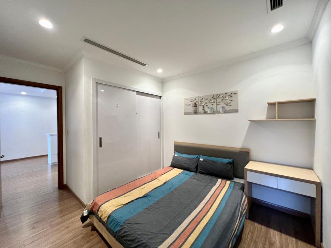 BOM HOMES- VINHOMES TIMES CITY- 2BR-LUXURY APt