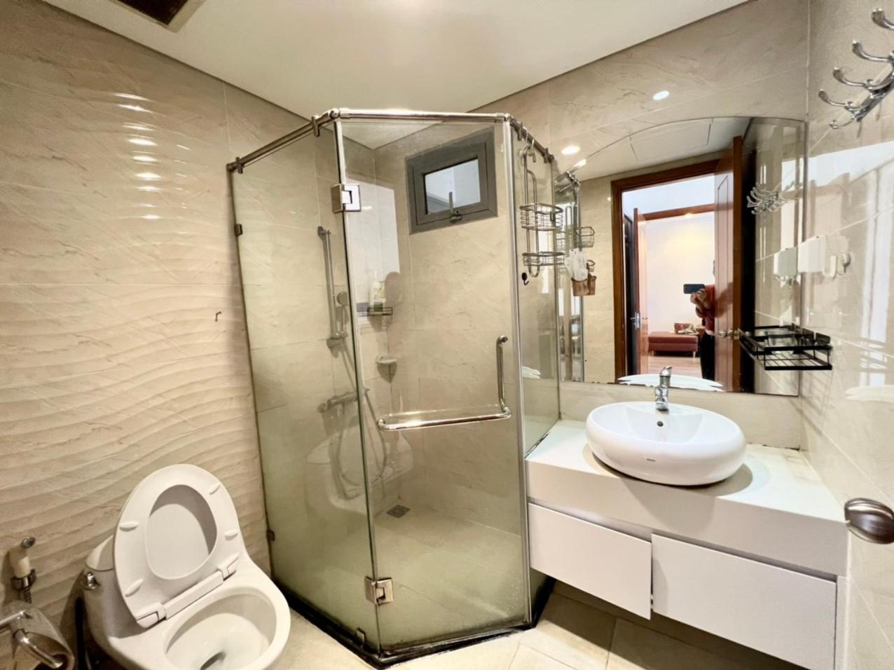 BOM HOMES- VINHOMES TIMES CITY- 2BR-LUXURY APt