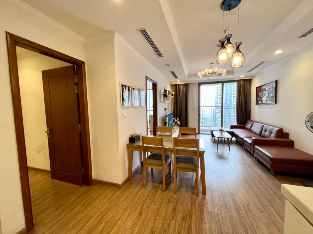 BOM HOMES- VINHOMES TIMES CITY- 2BR-LUXURY APt