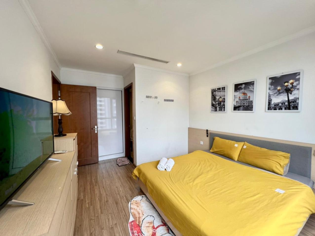 BOM HOMES- VINHOMES TIMES CITY- 2BR-LUXURY APt