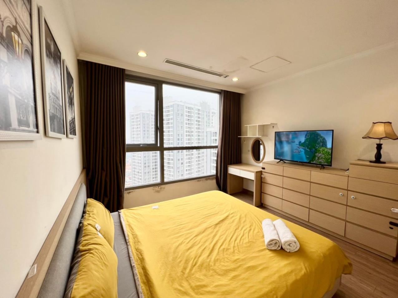 BOM HOMES- VINHOMES TIMES CITY- 2BR-LUXURY APt