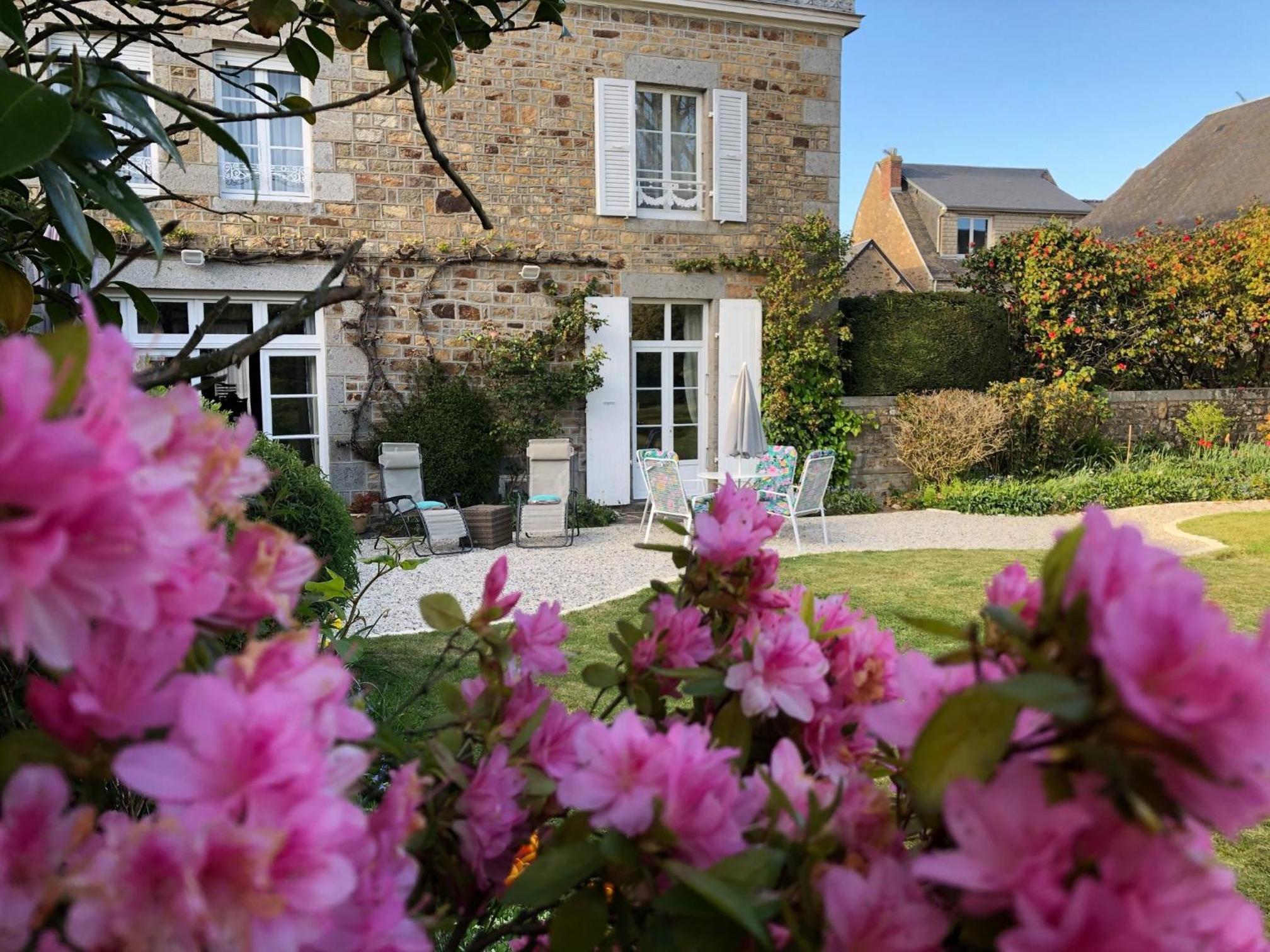 Maison d'hôtes de charme La Rose de Ducey près du Mont Saint Michel view 4