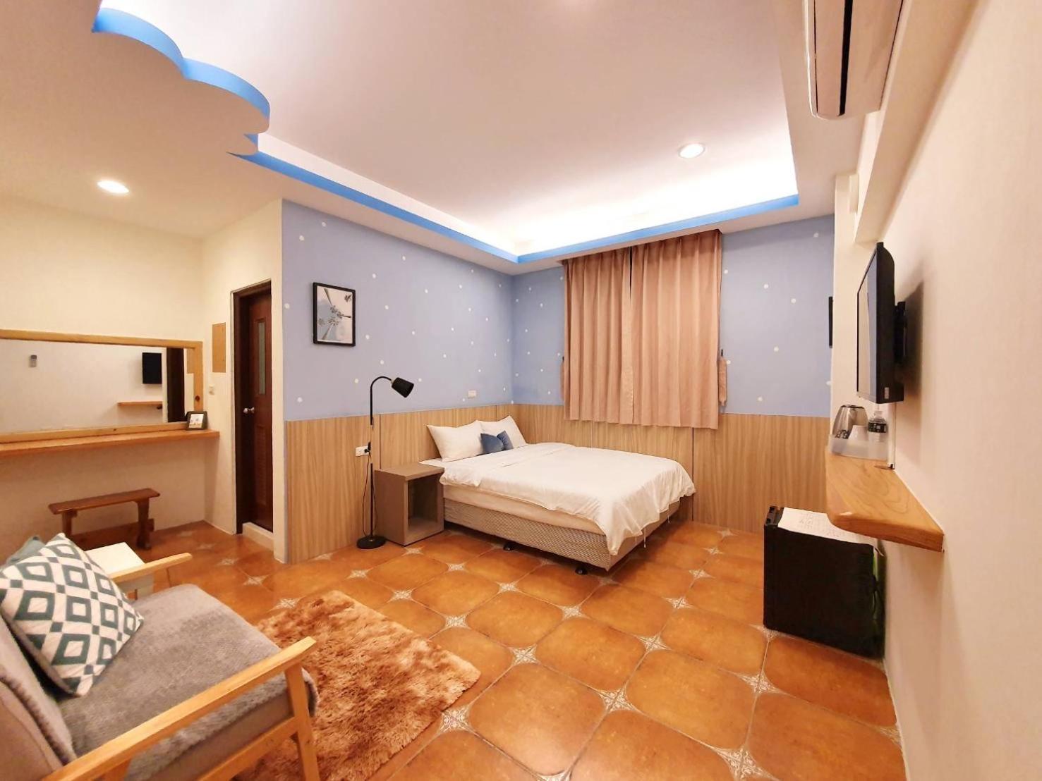 Warm & Cozy Inn