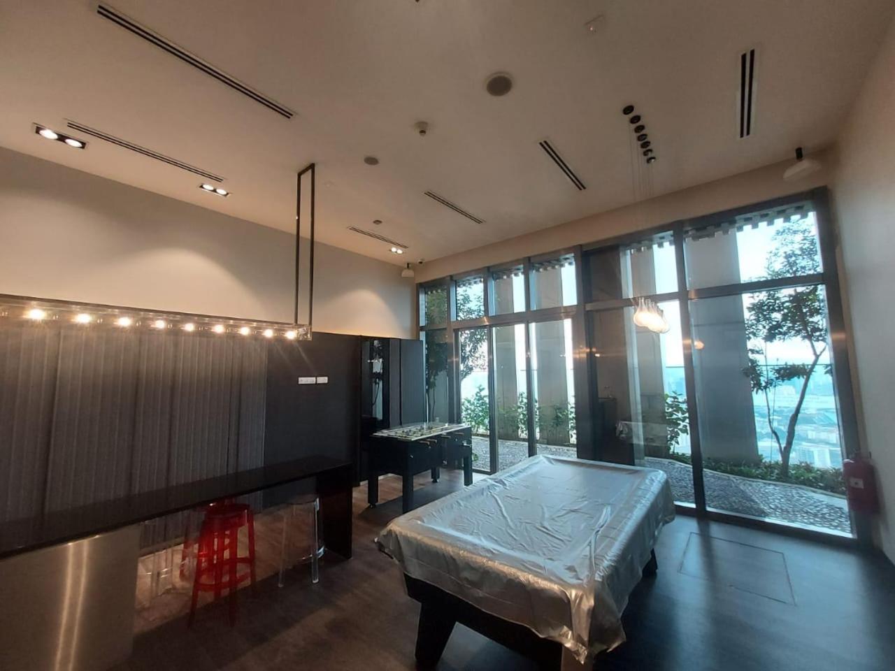 Tropicana The Residence Klcc By Sky World