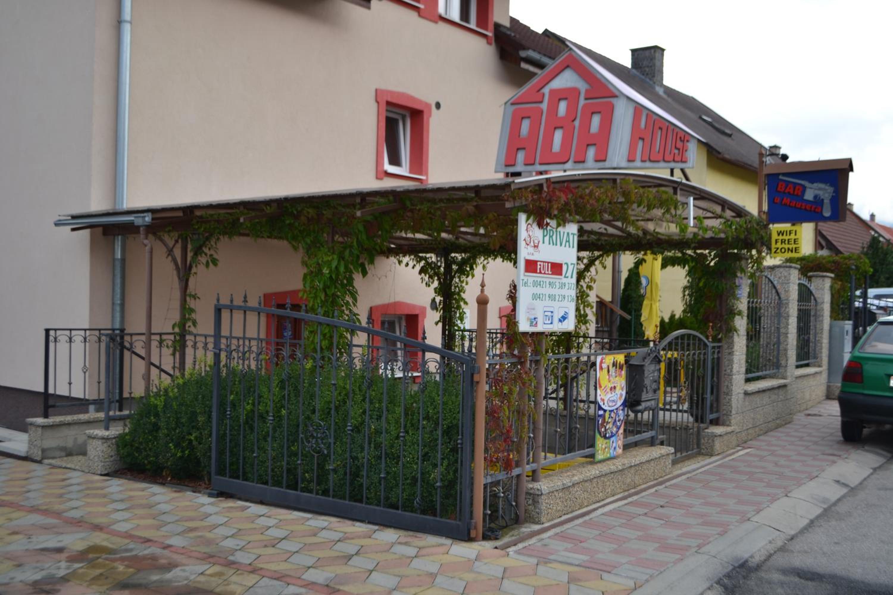 Photo 25