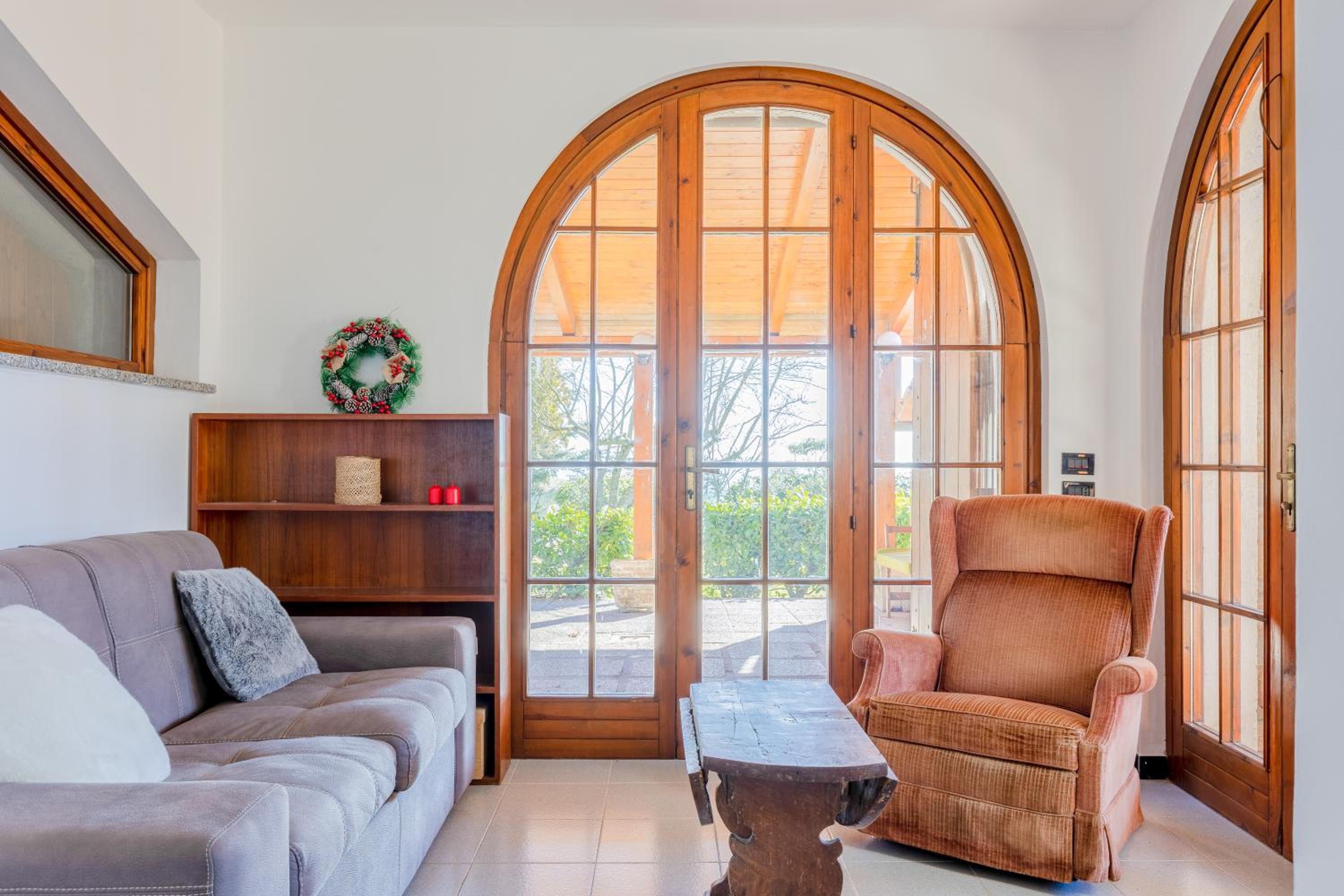 GuestHost - Villa Hannah in the hills with panoramic views view 3