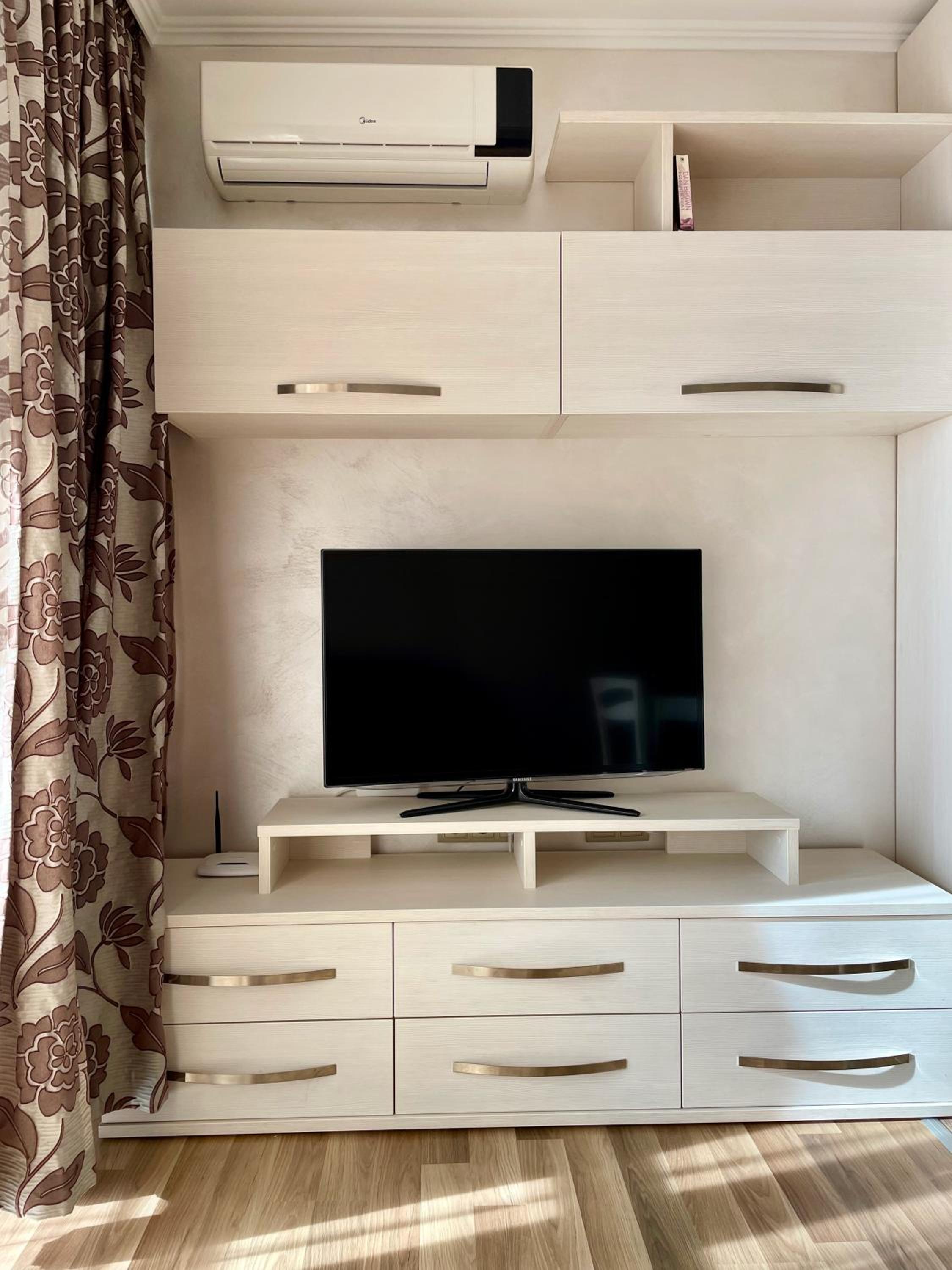Luxurious 2 BR Appt at the Black Sea Coast