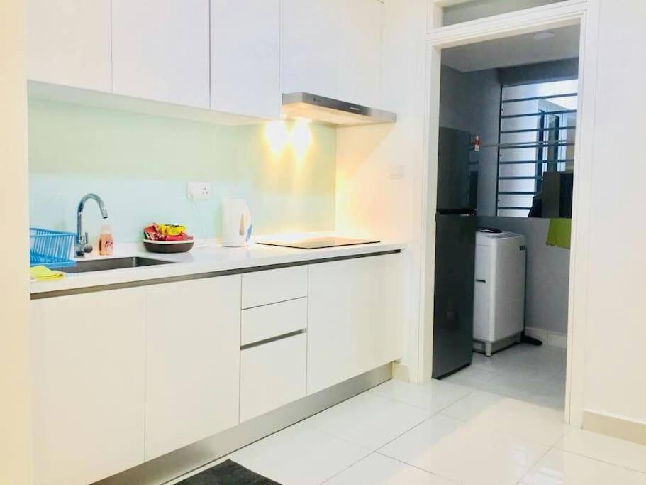 2 bedder Seaview condo with Wifi near Legoland for 6 pax photo 8