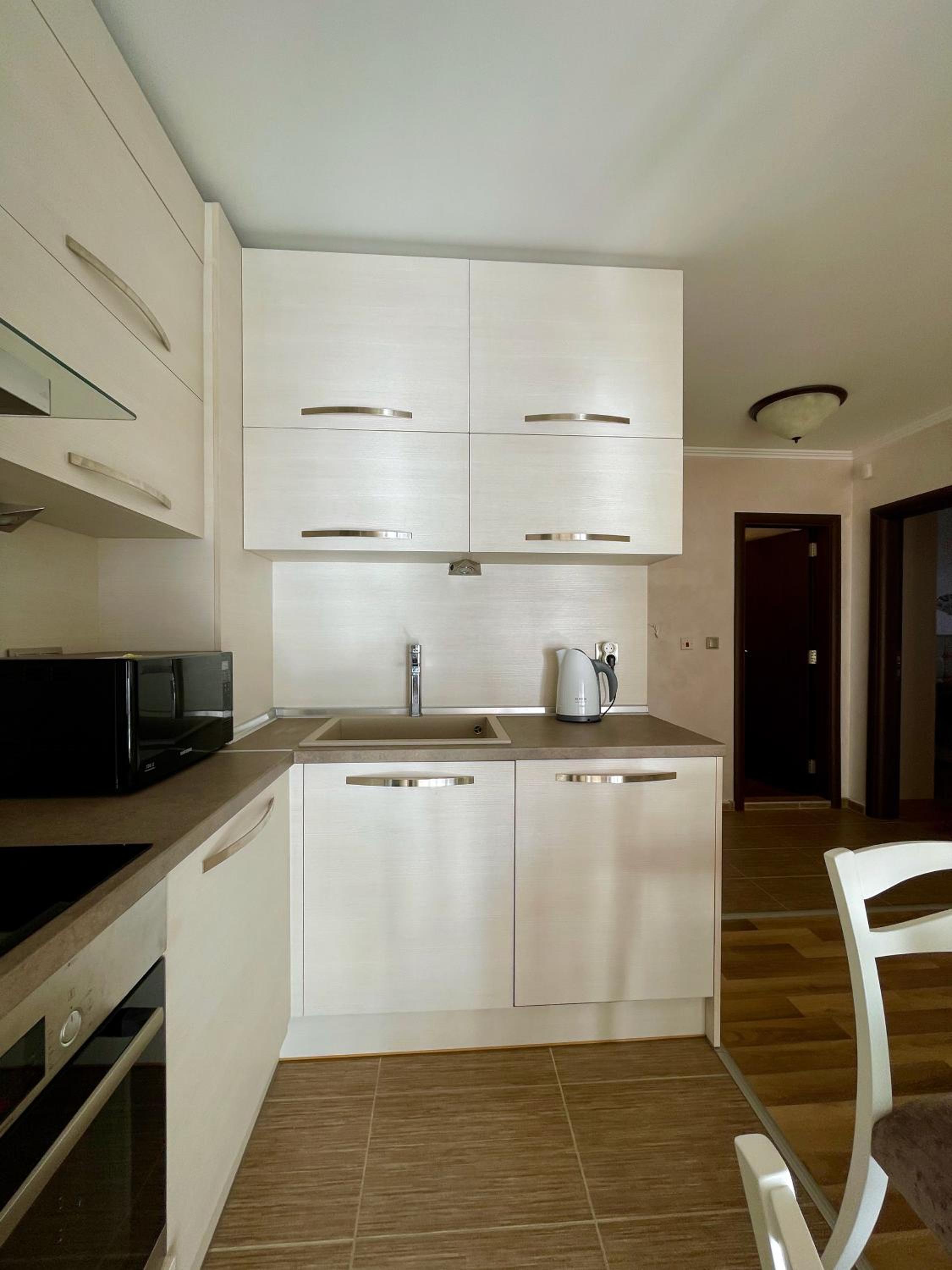 Luxurious 2 BR Appt at the Black Sea Coast