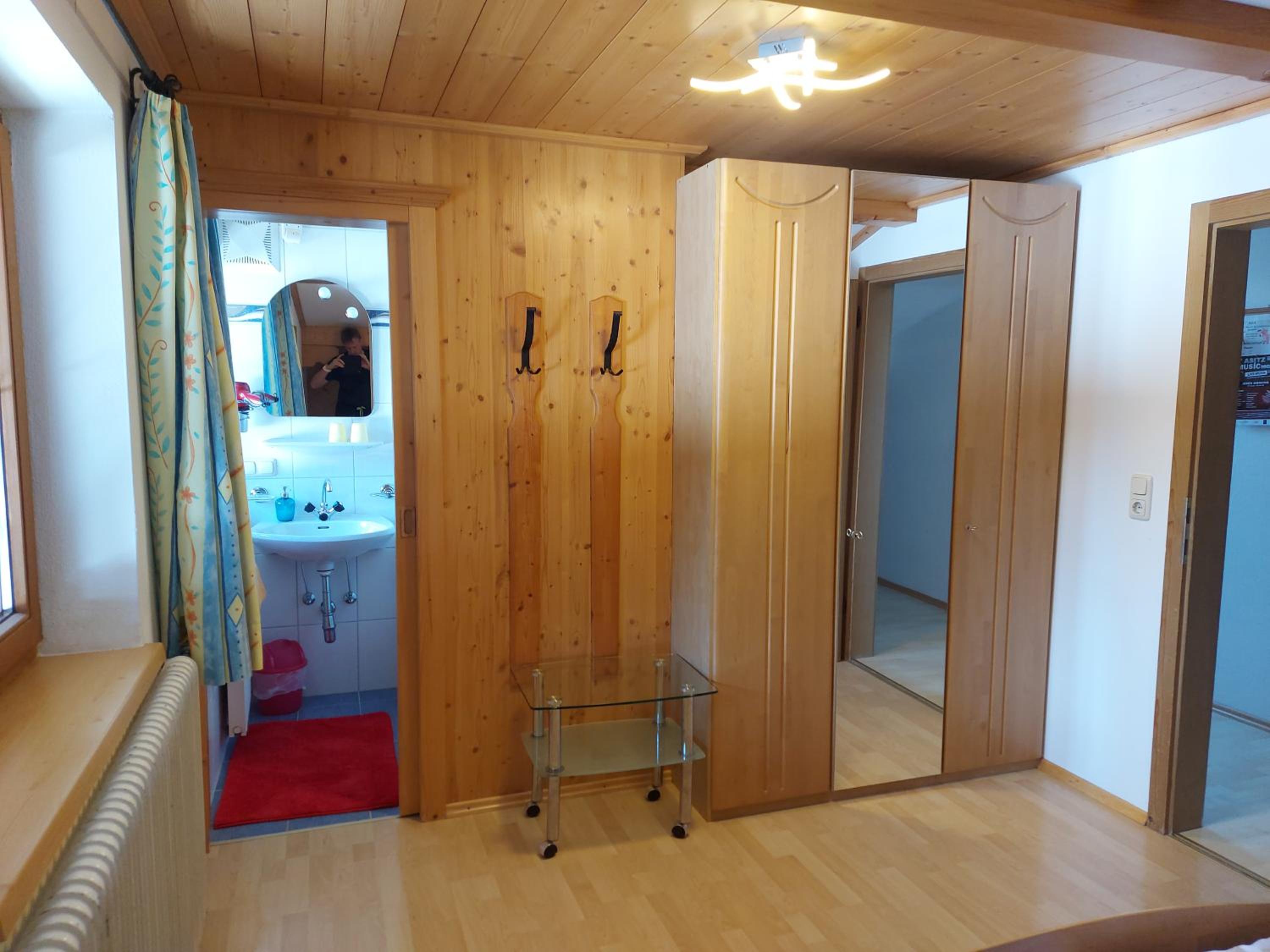 Photo 23