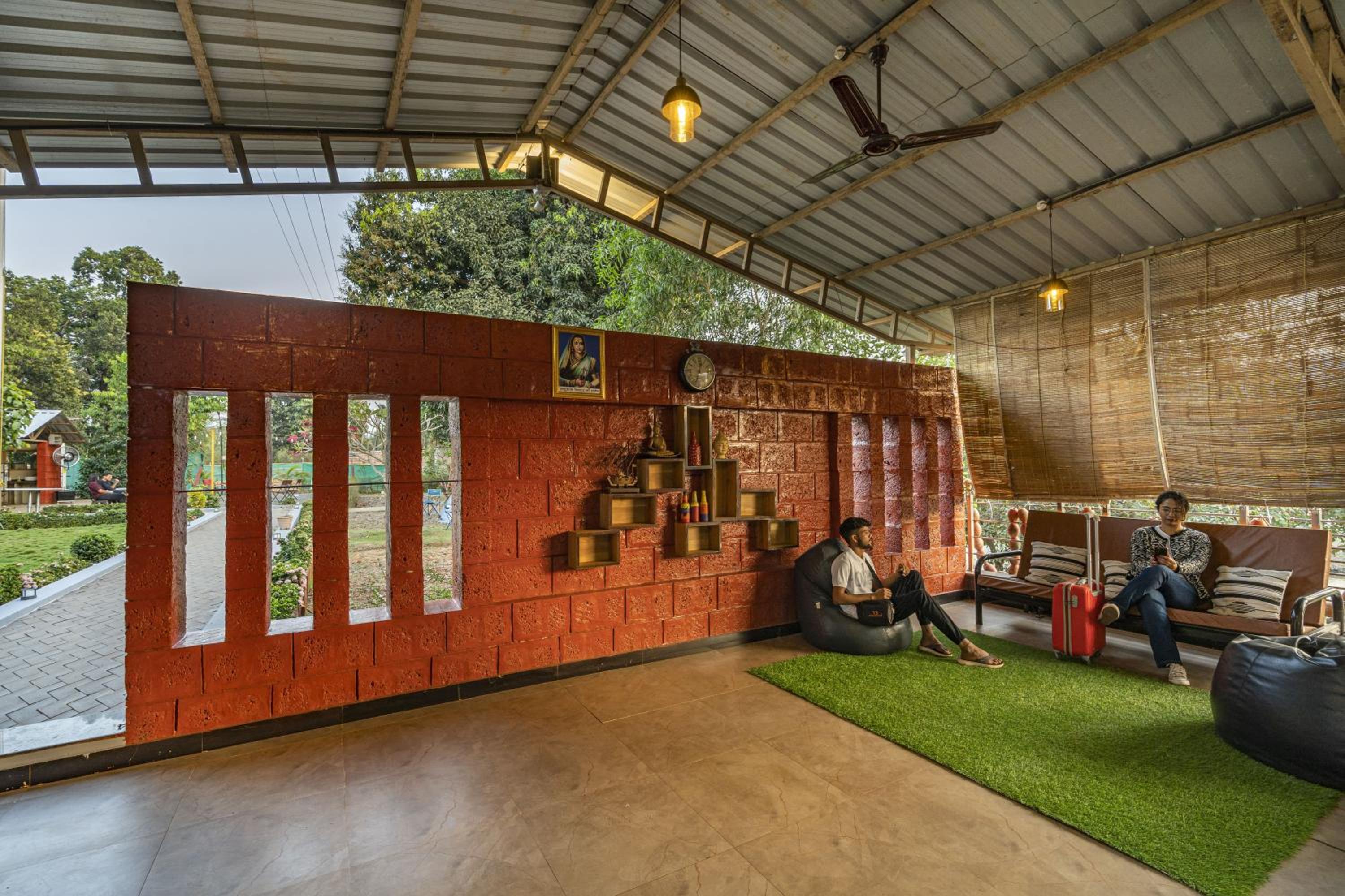 lounge