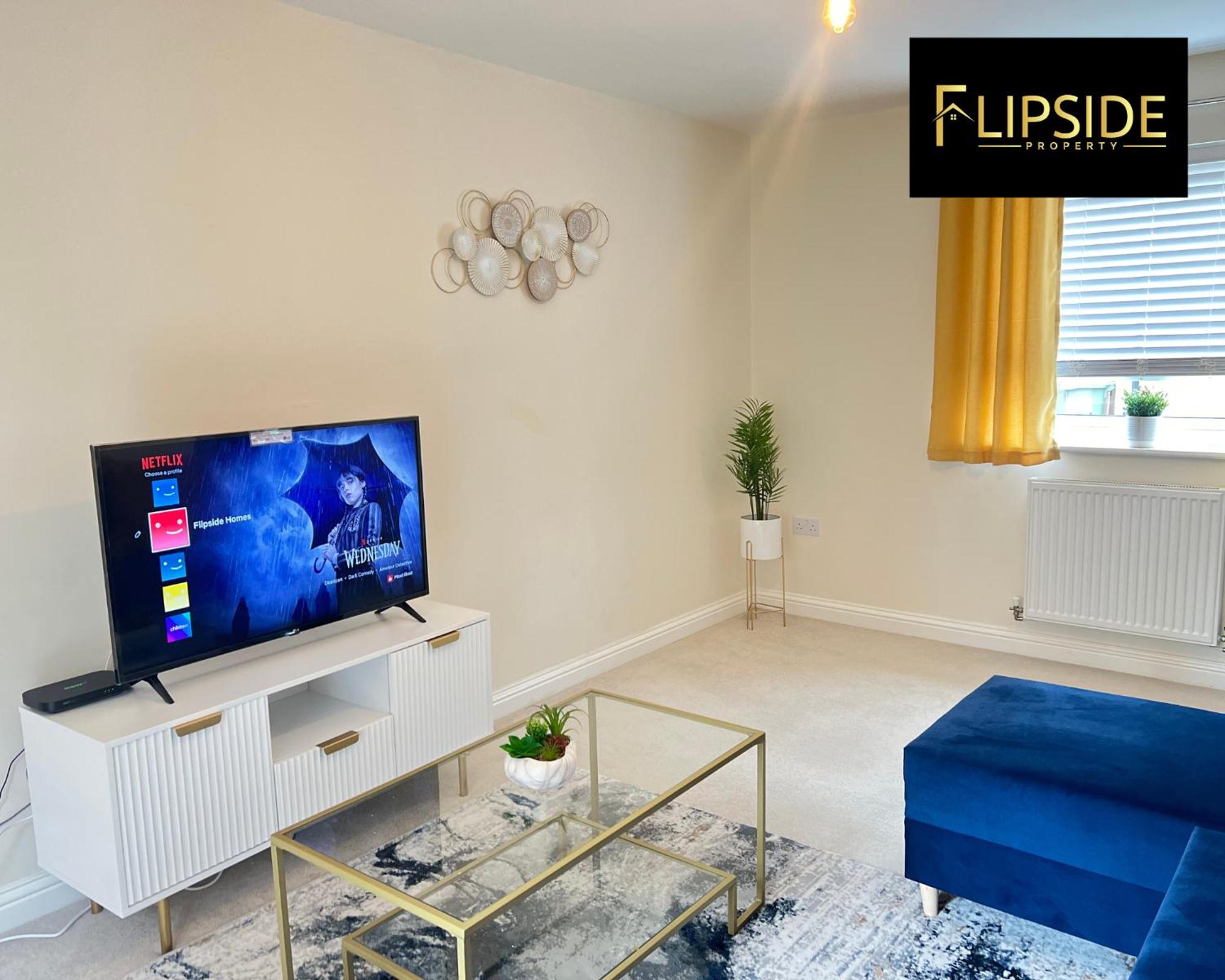 Three Bedroom Semi Detached House By Flipside Property Aylesbury Serviced Accommodation & Short Lets With Wifi & Parking view 2