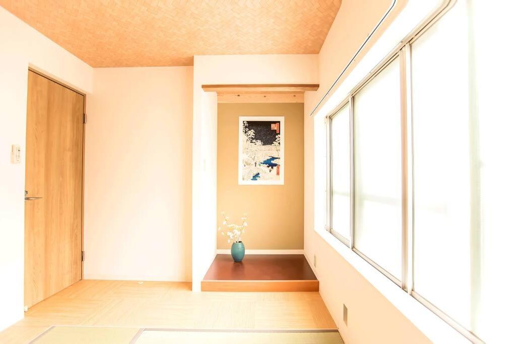 Osaka SENJU big Tatami house Max 16ppl direct to KIX airport