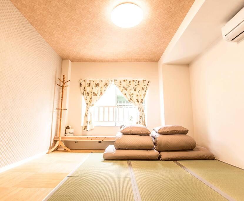 Osaka SENJU big Tatami house Max 16ppl direct to KIX airport
