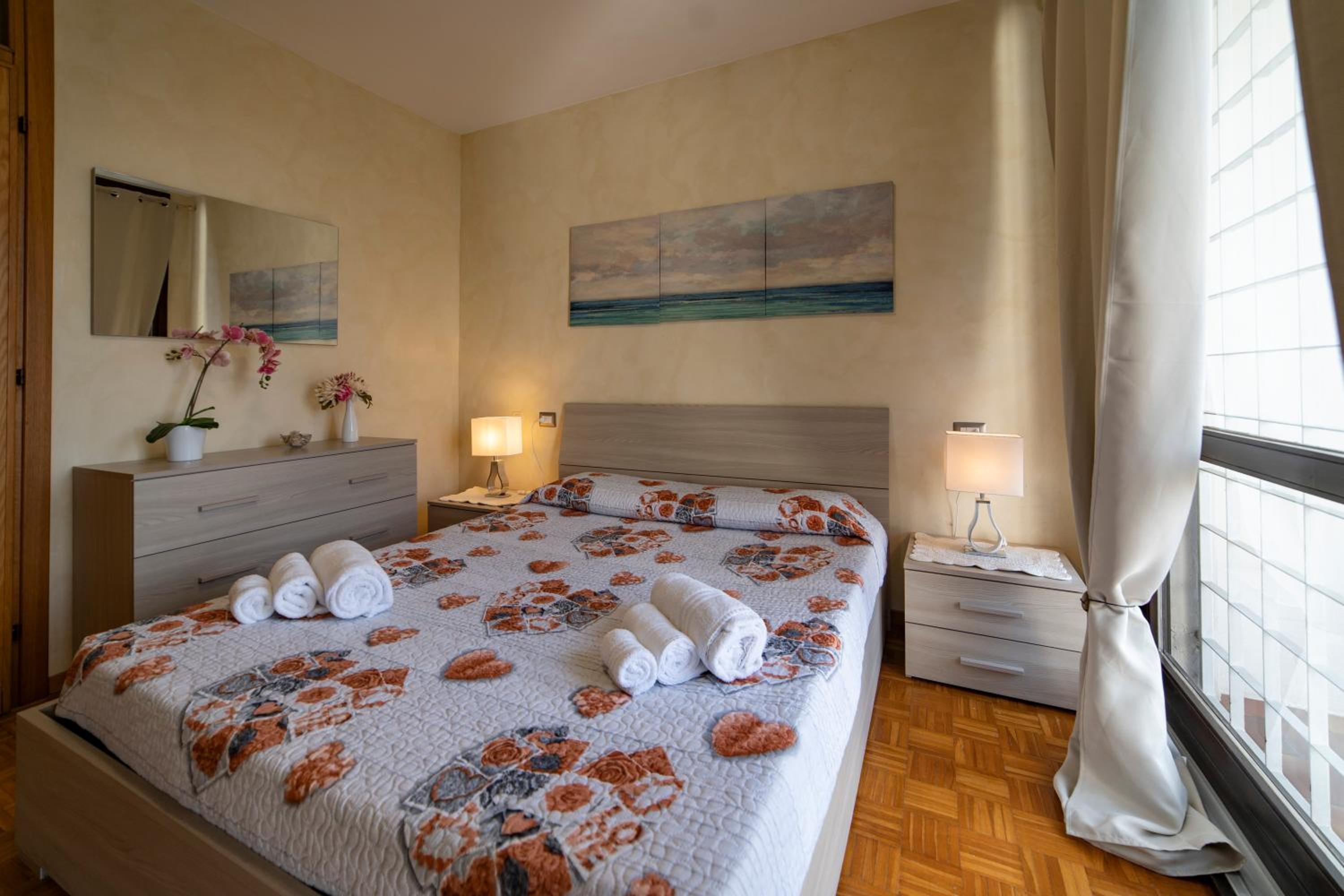 ISEO CHARME VILLAS view 5