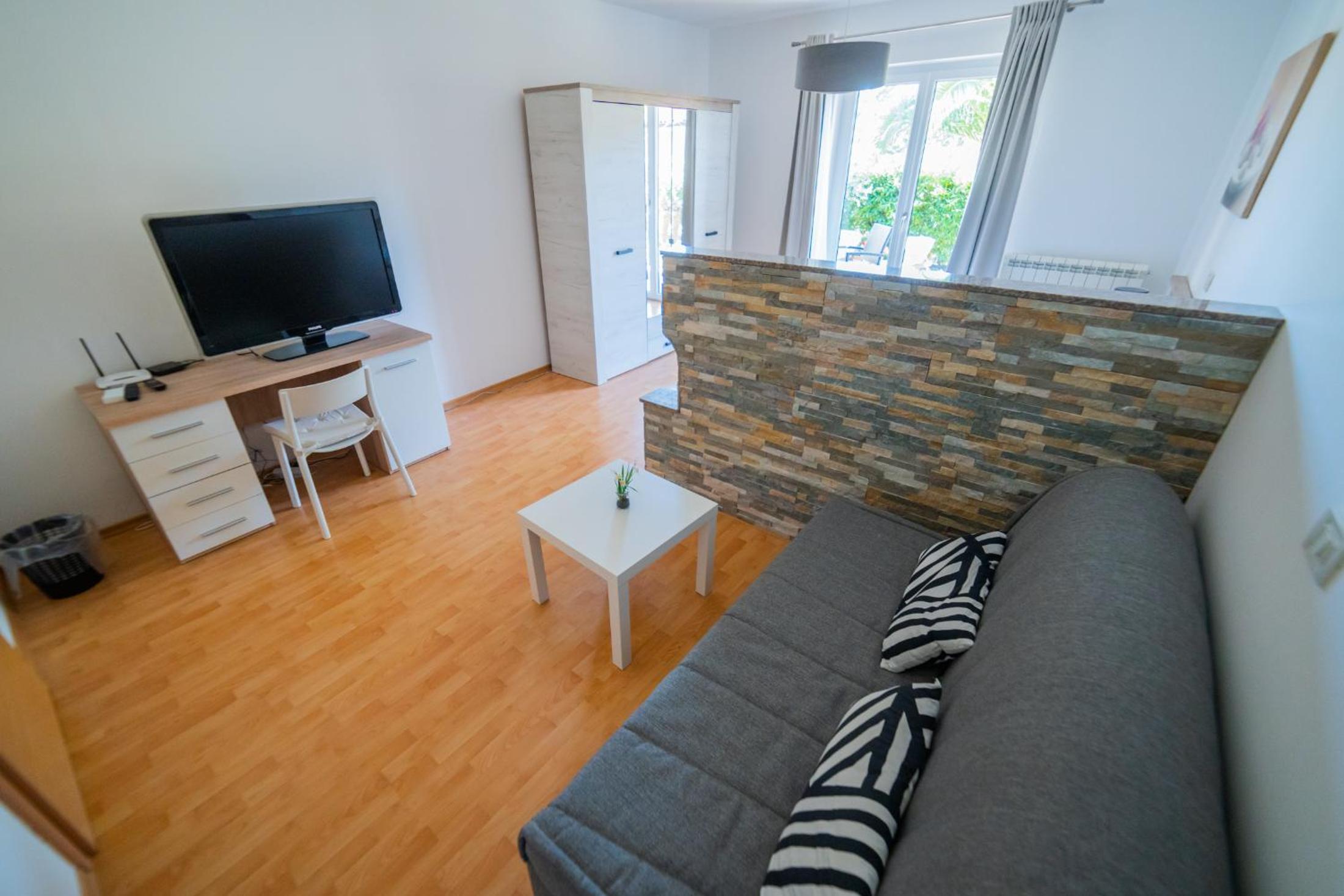 Photo 42