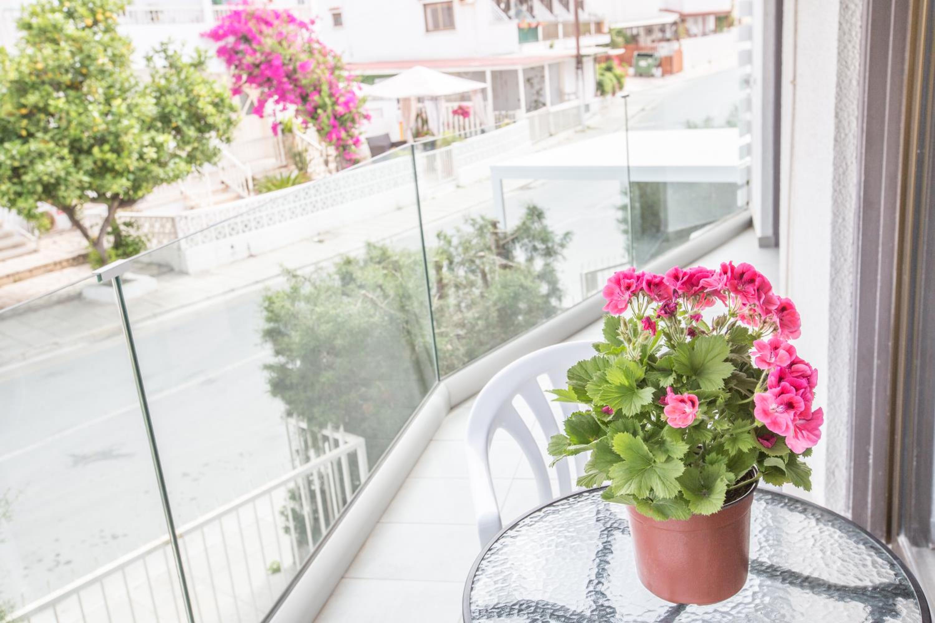 Ayia Napa Holiday Apartment So7