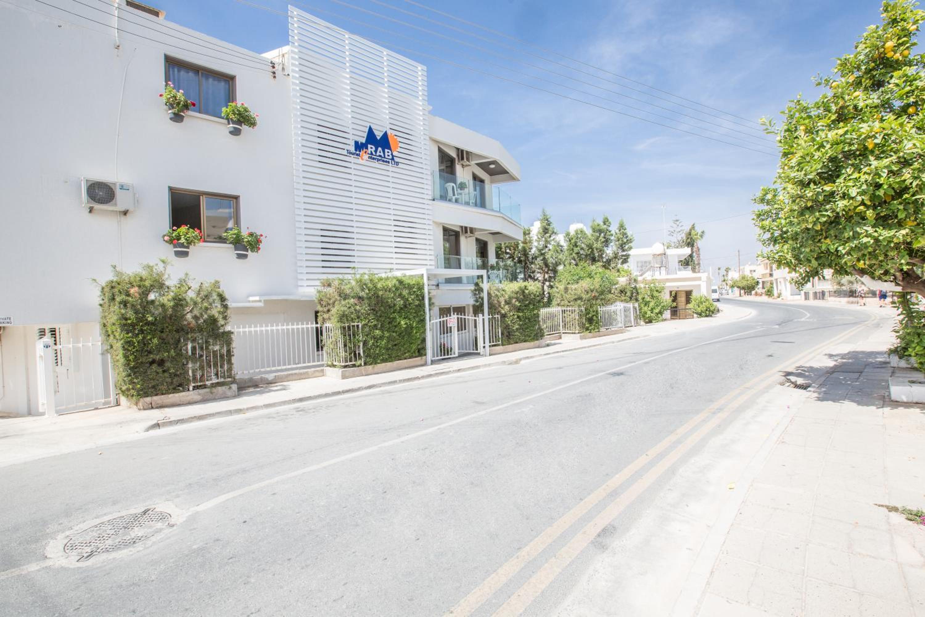 Ayia Napa Holiday Apartment So4