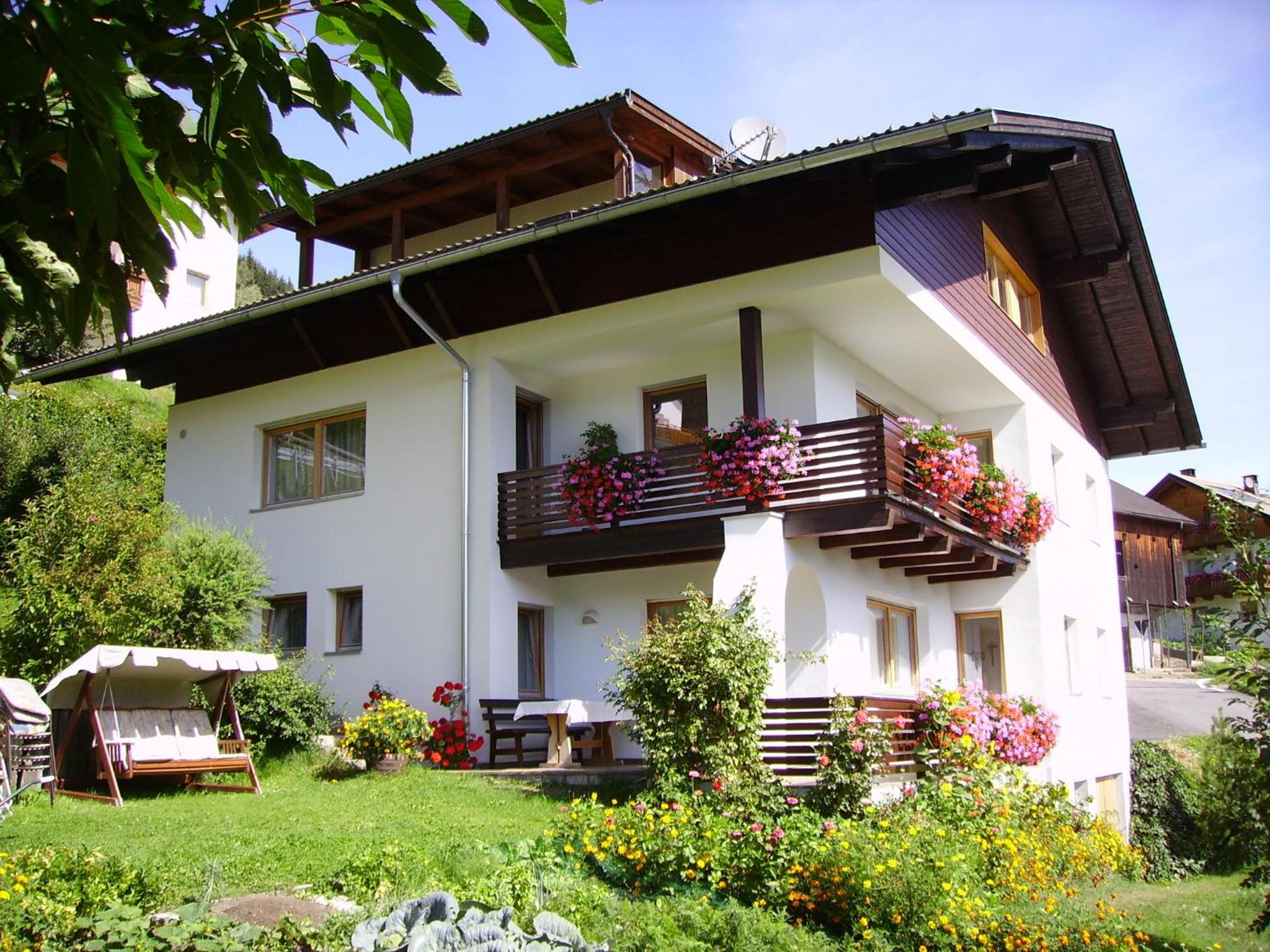 Haus Tasser view 2