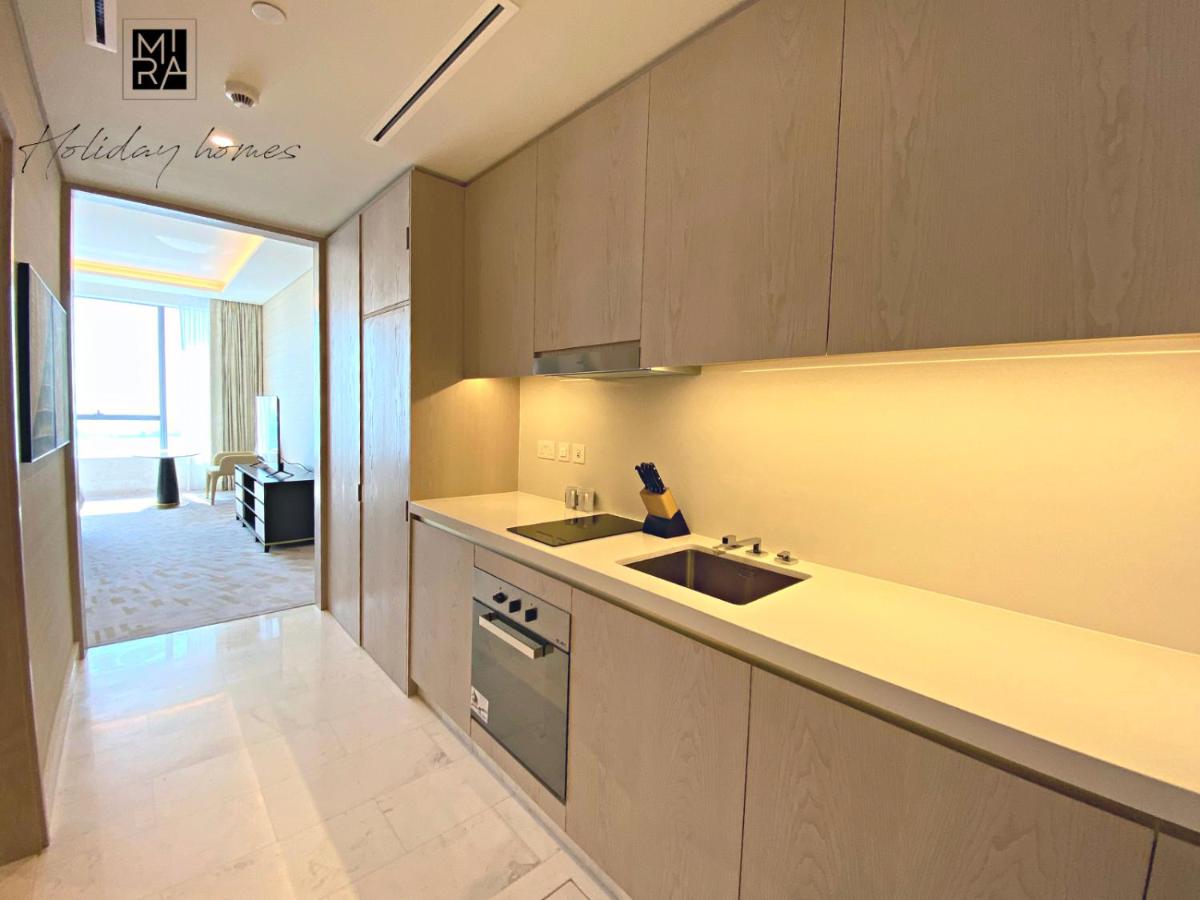 Mira Holiday Homes - Newly furnished Studio in Palm Jumeirah