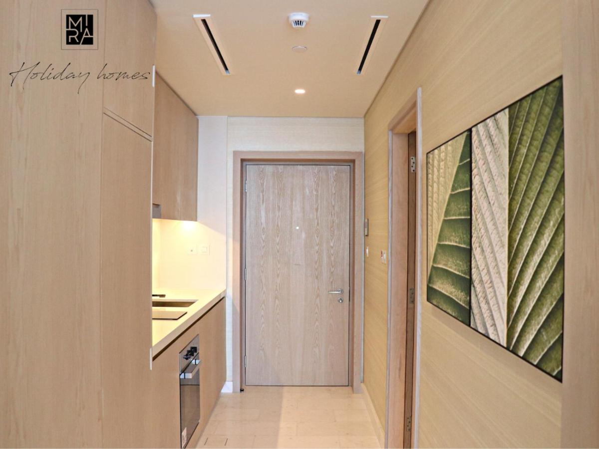 Mira Holiday Homes - Newly furnished Studio in Palm Jumeirah