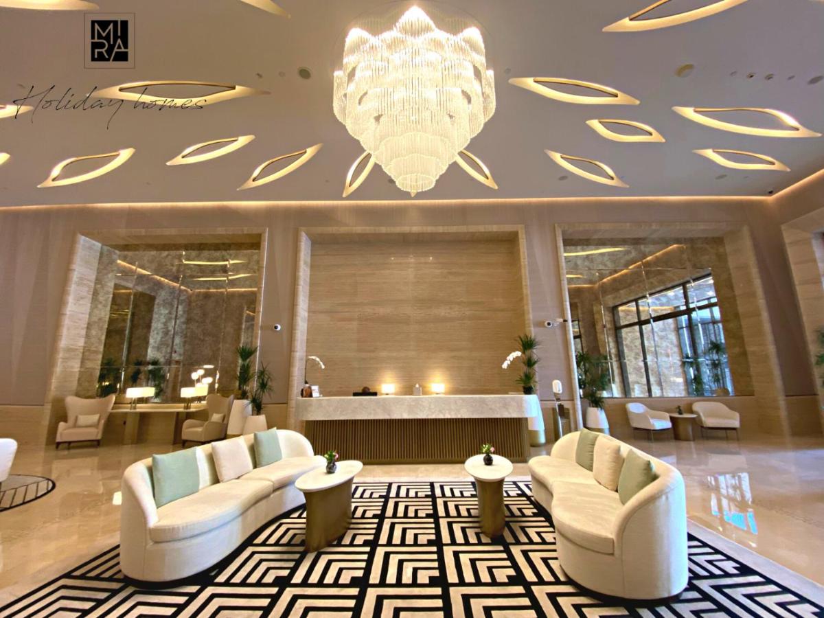 Mira Holiday Homes - Newly furnished Studio in Palm Jumeirah
