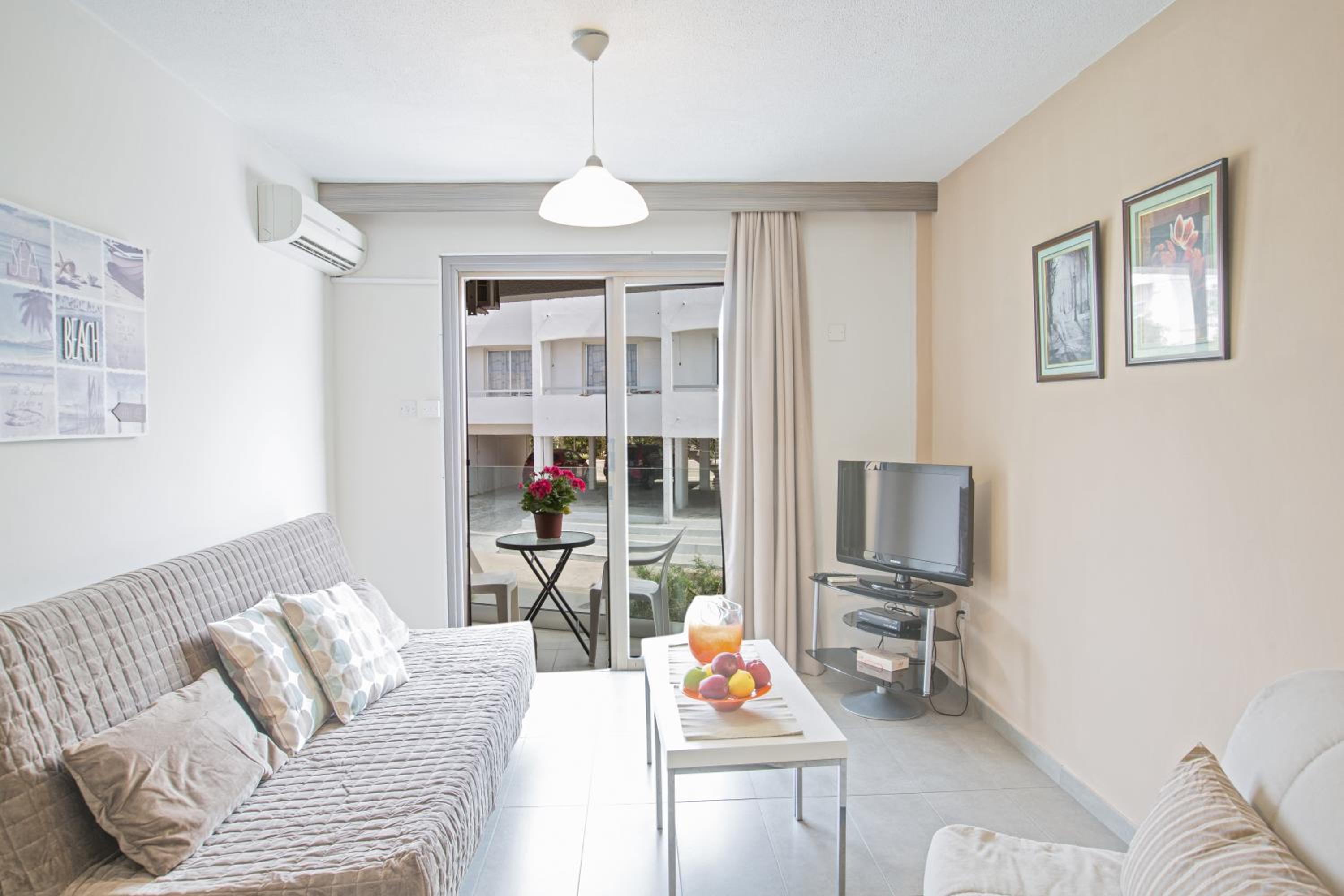 Ayia Napa Holiday Apartment So1