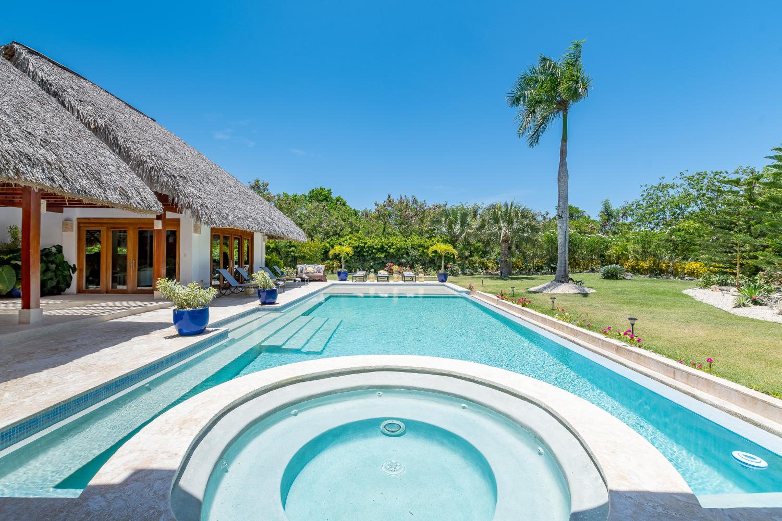 Private Villa with Incredible Pool, maid, jacuzzi - Cap Cana Resort view 2