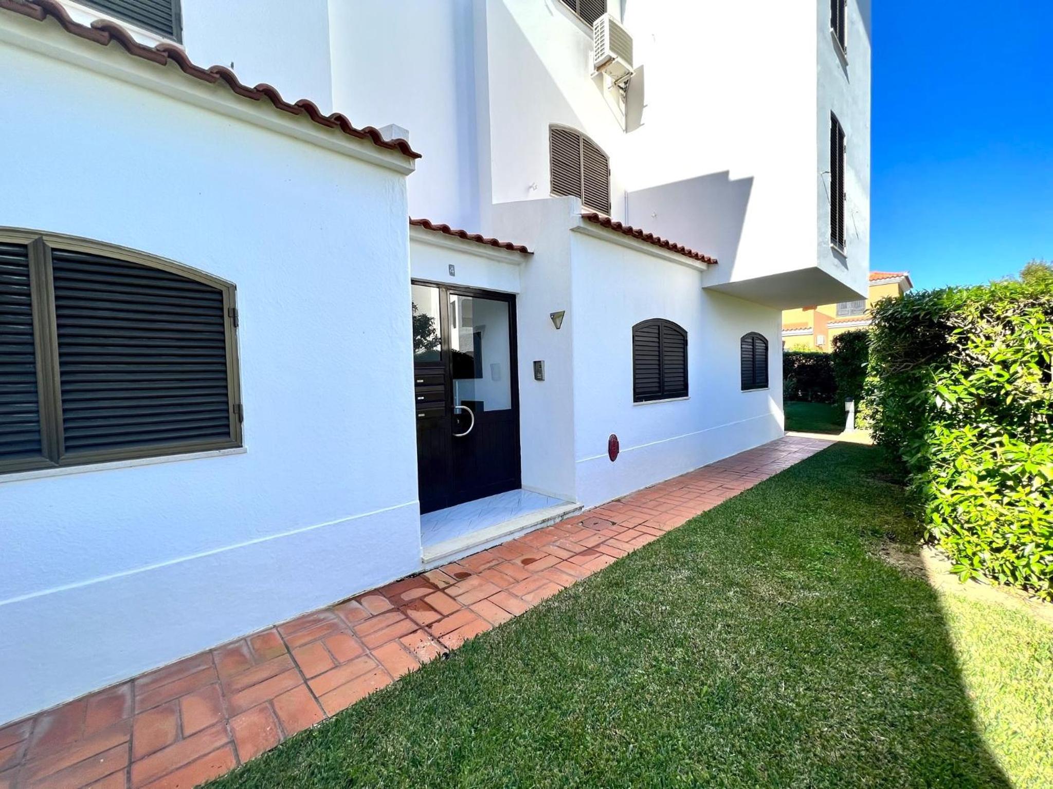 Vilamoura Brightness With Pool by Homing view 4