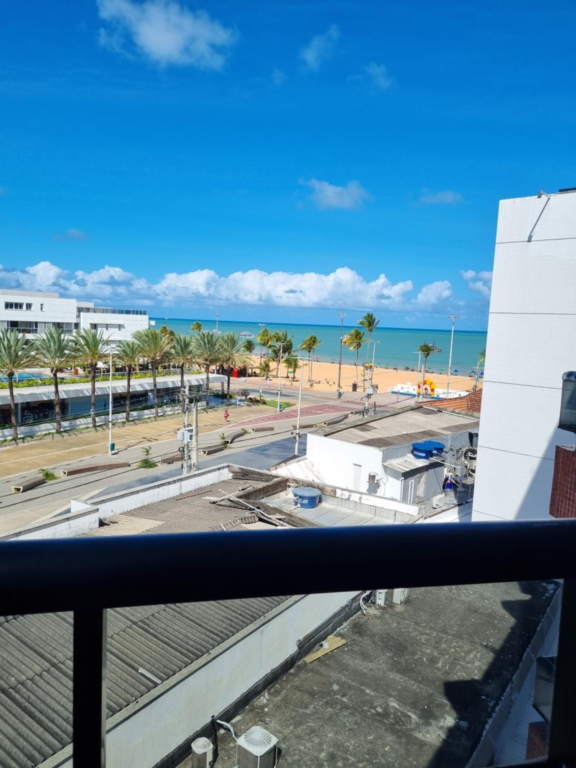 Apto beira mar no coração da cidade