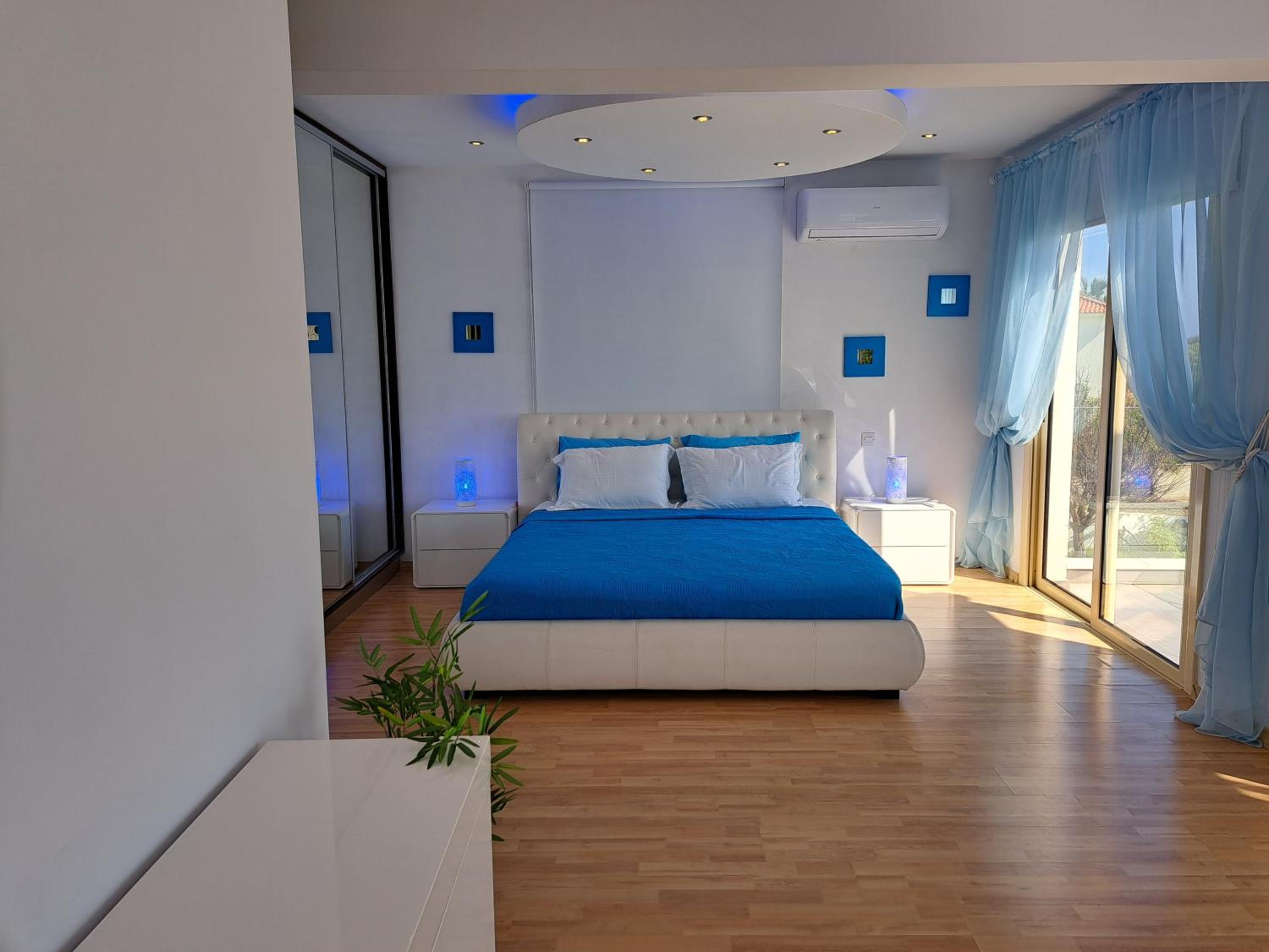 Villa Sunshine view 3