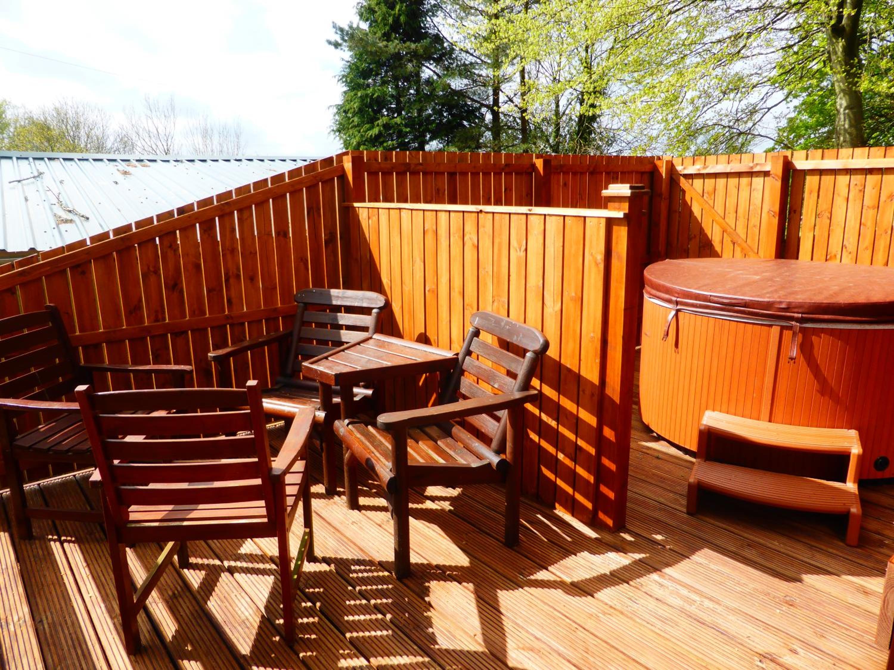 Birch Lodge 13 with Hot Tub