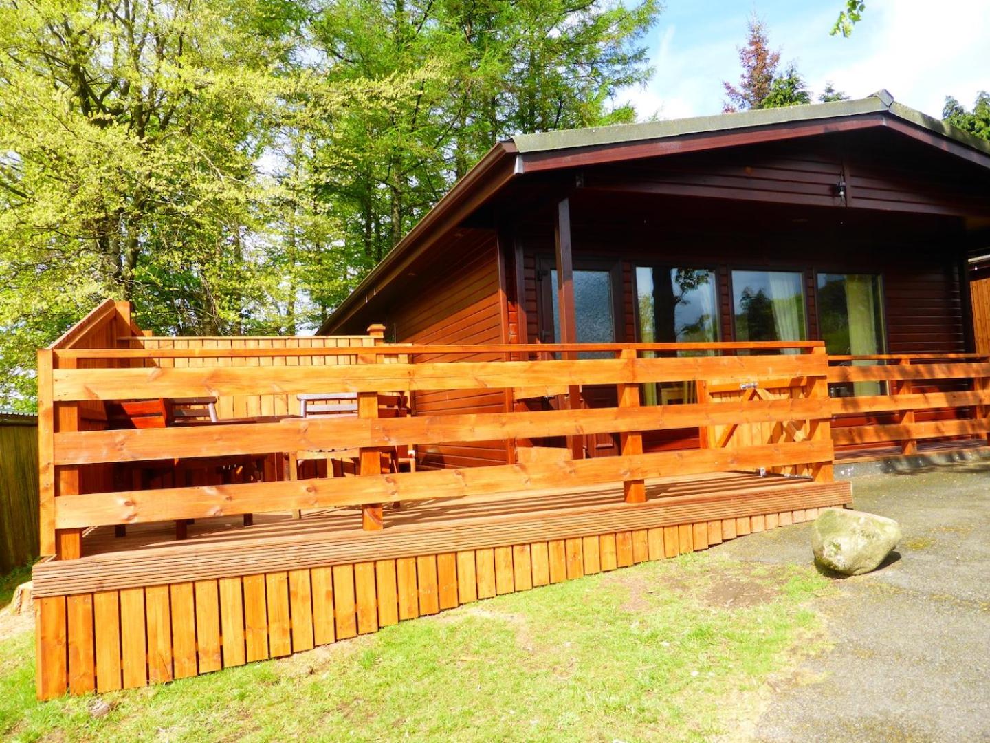 Birch Lodge 13 with Hot Tub