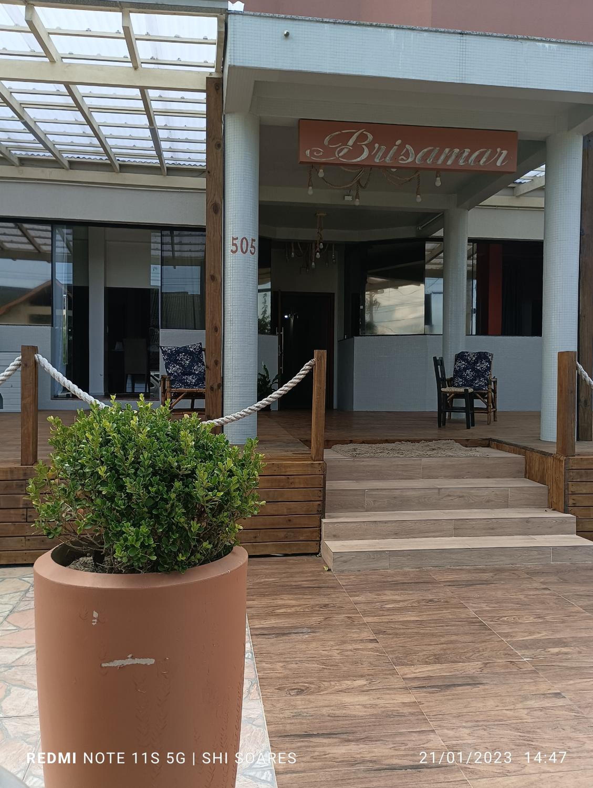 restaurant