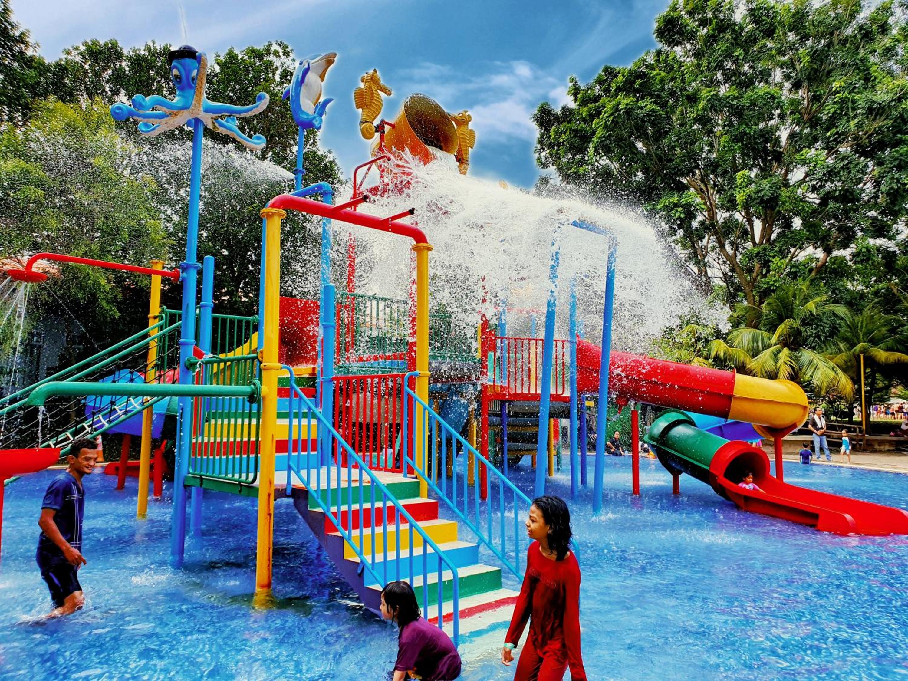 Melaka Top Largest Waterpark Resort - By YouBNB Homestay Melaka photo 1