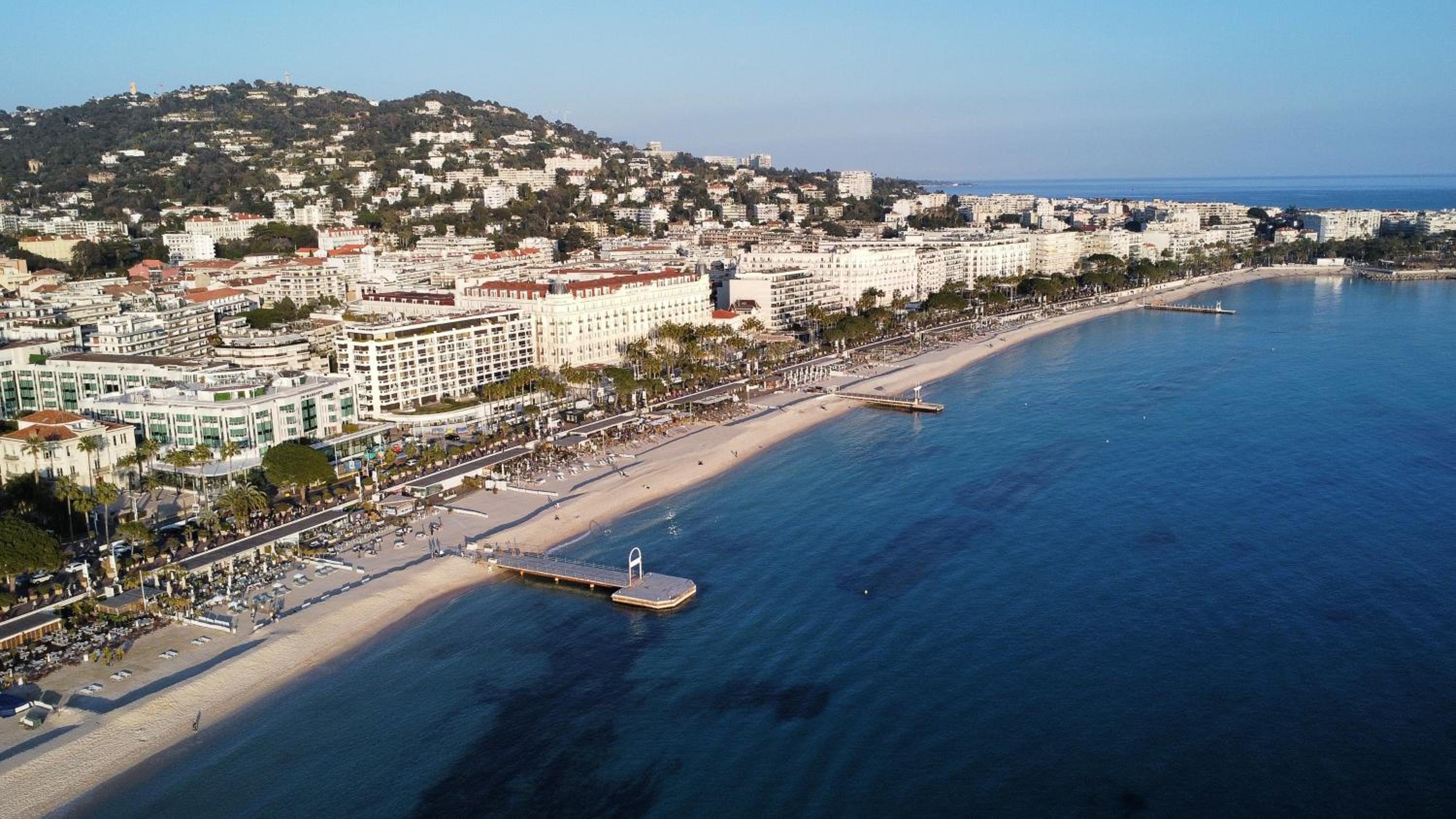 CROISETTE VUE MER LATERALE