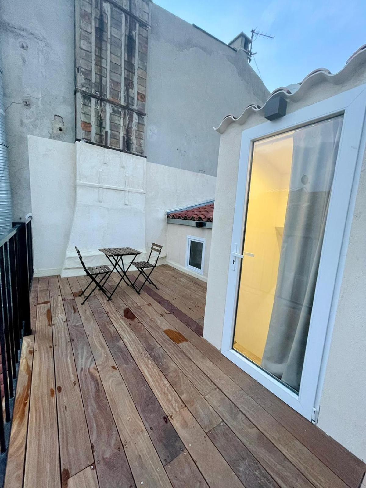 LaFrenchCasa Noailles view 2