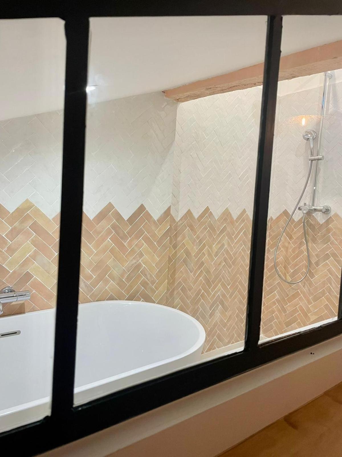 LaFrenchCasa Noailles view 5