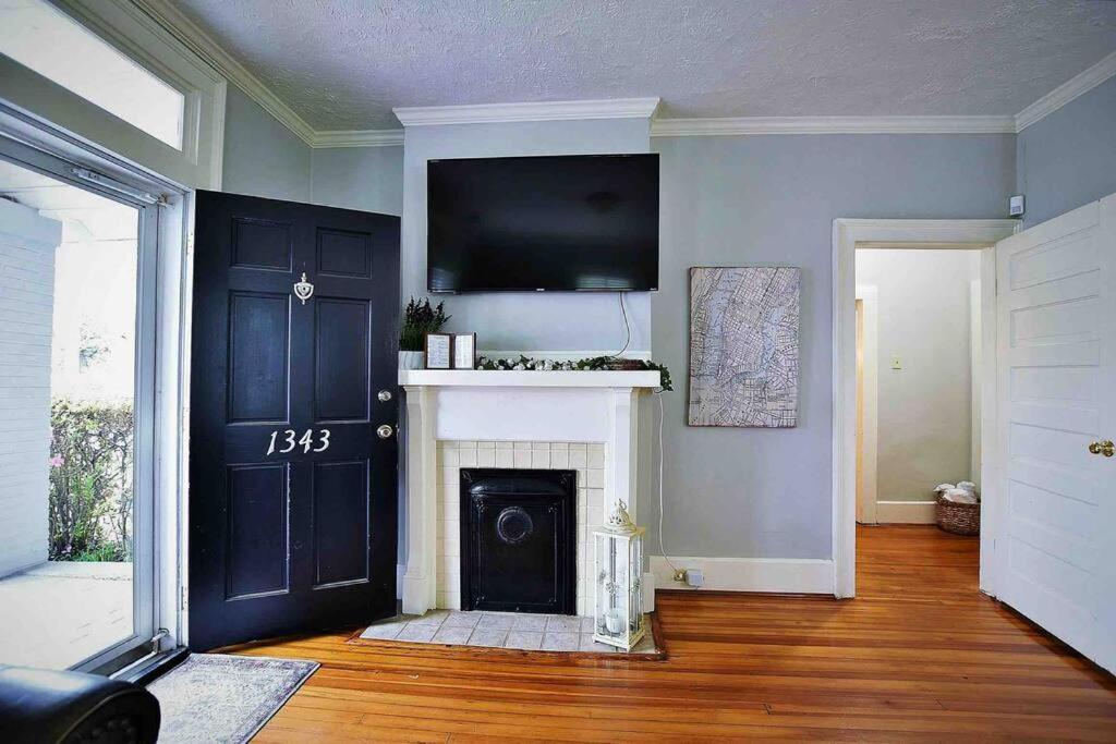 Charming and cozy home by a Historic District
