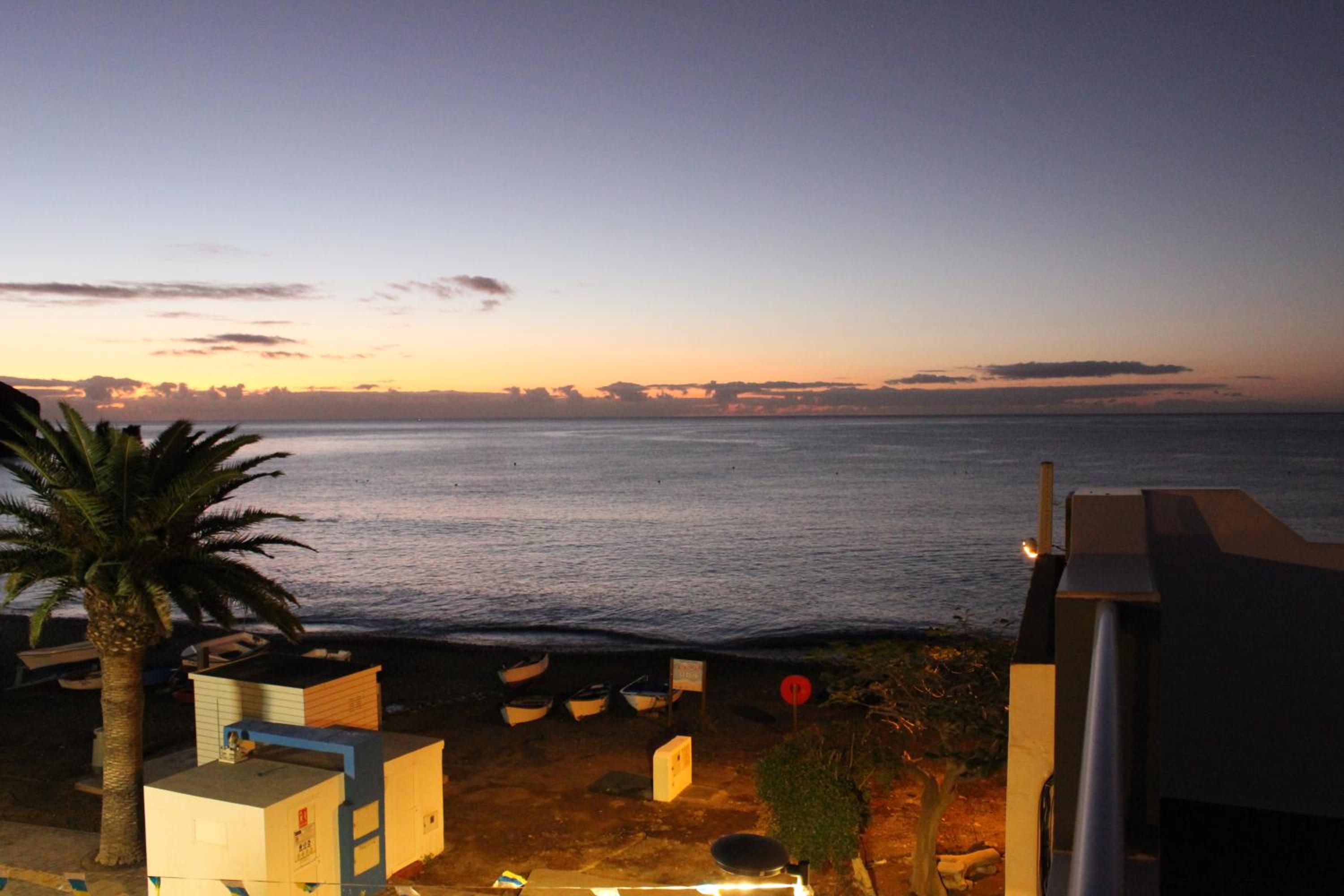 LA ORILLA BEACH HOUSE view 3