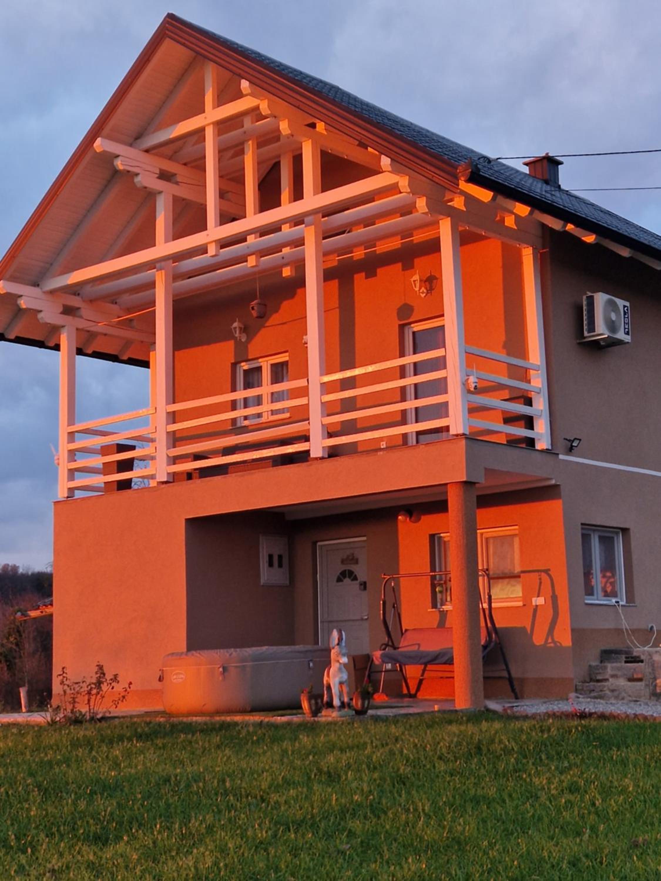 Hotel Kuća za odmor "Vila Marina" - Image 1