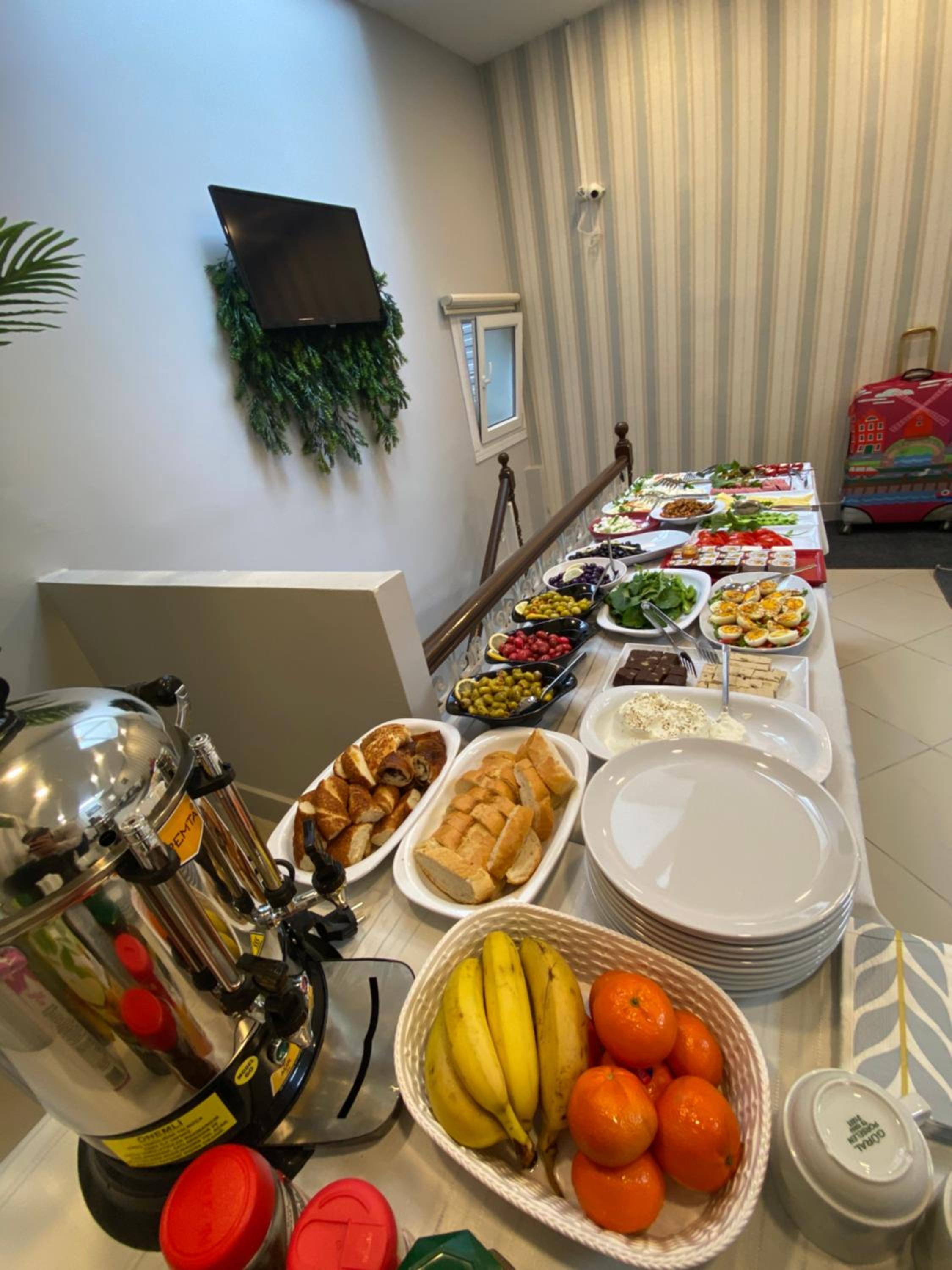 Bonita Apart - Image 75