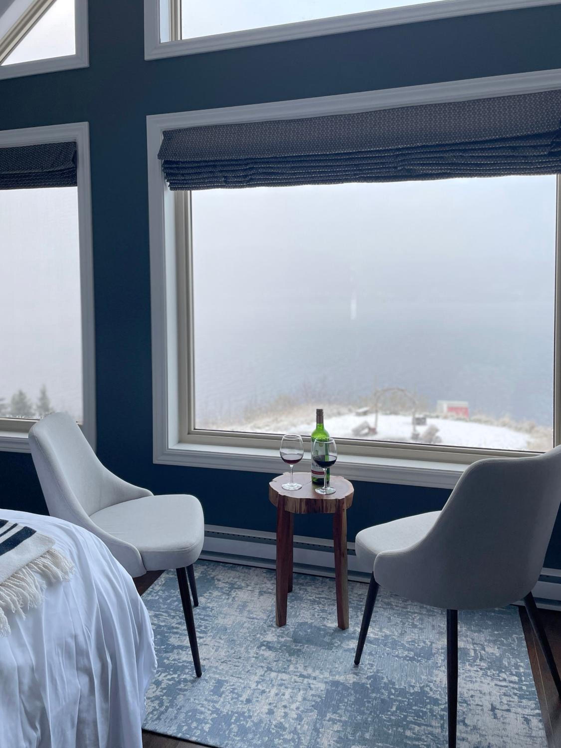 Coastal Lookout Suites