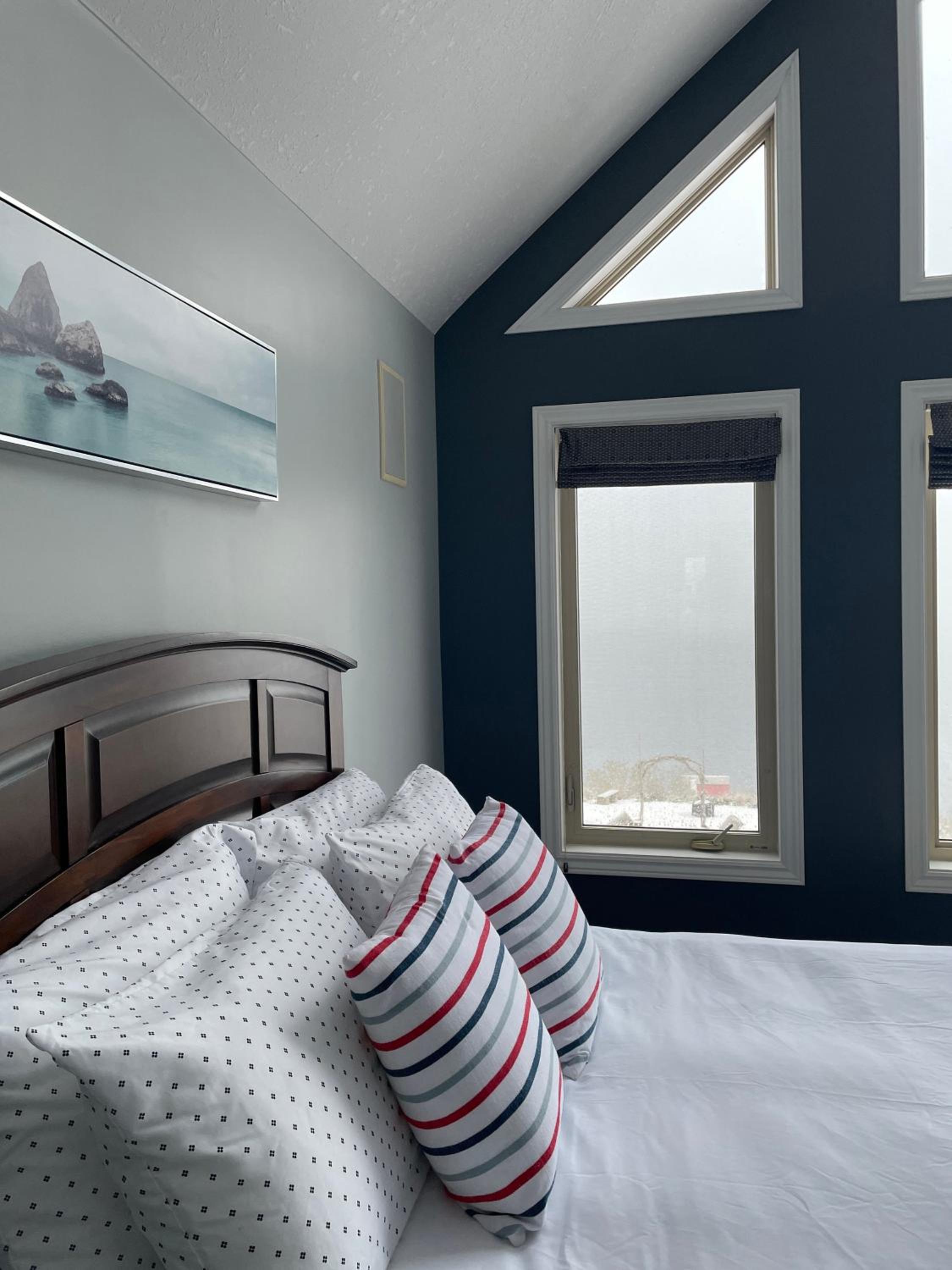 Coastal Lookout Suites