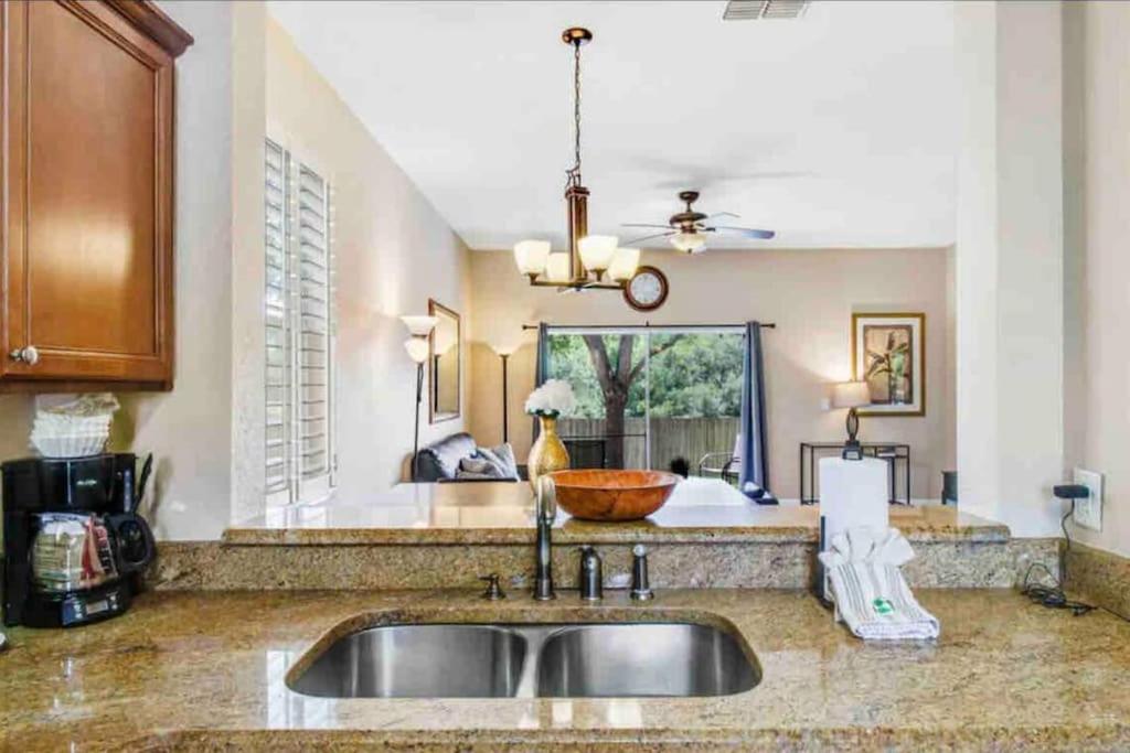Beautiful Gated Town house 12 miles from Disney view 4